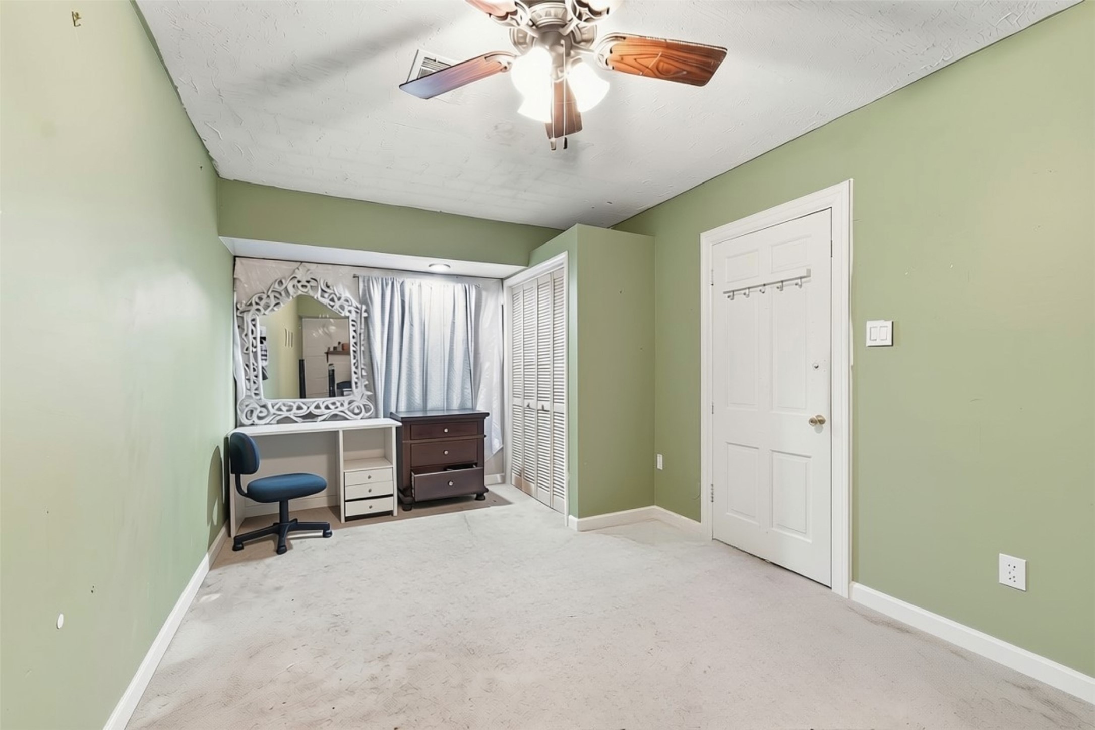 8515 Twisting Vine Lane Property Photo 17