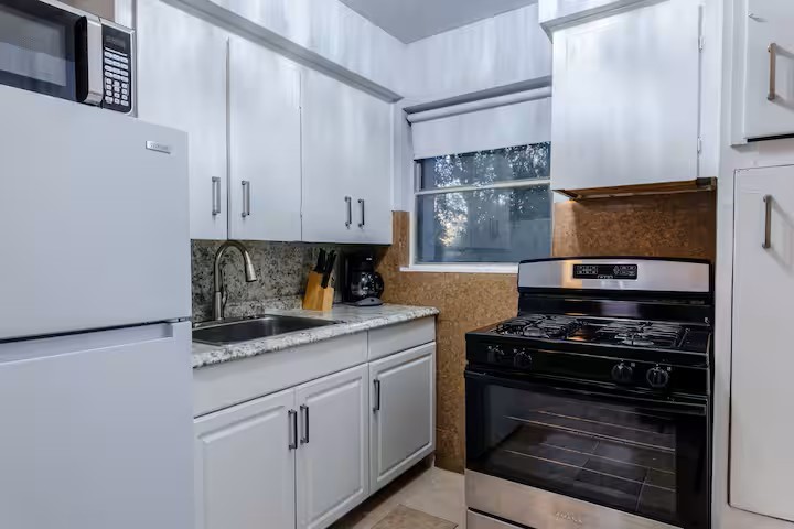 109 Fargo B Property Photo 2