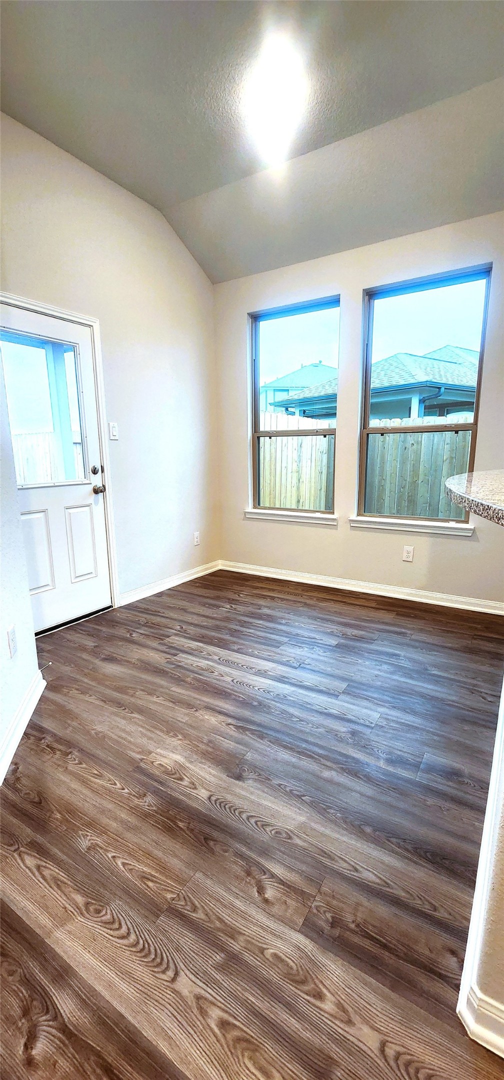 207 Tejas Village Parkway Property Photo 9