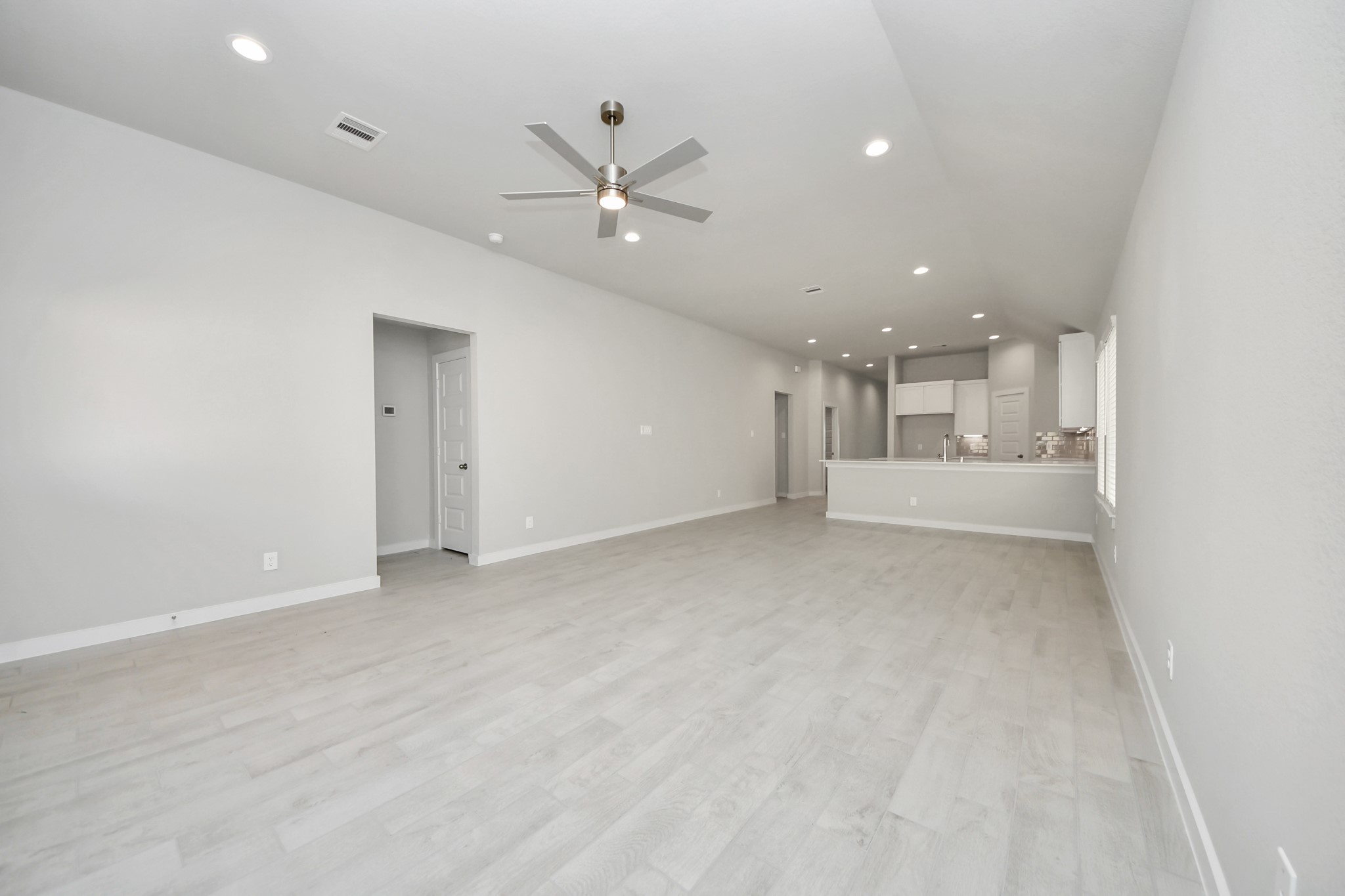 11107 Rose River Drive Property Photo 11