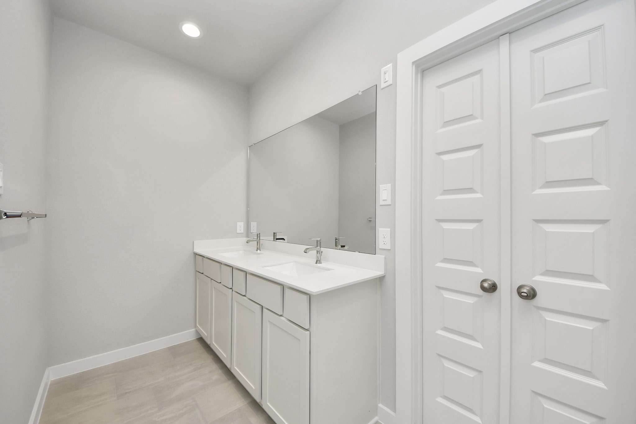 11107 Rose River Drive Property Photo 18
