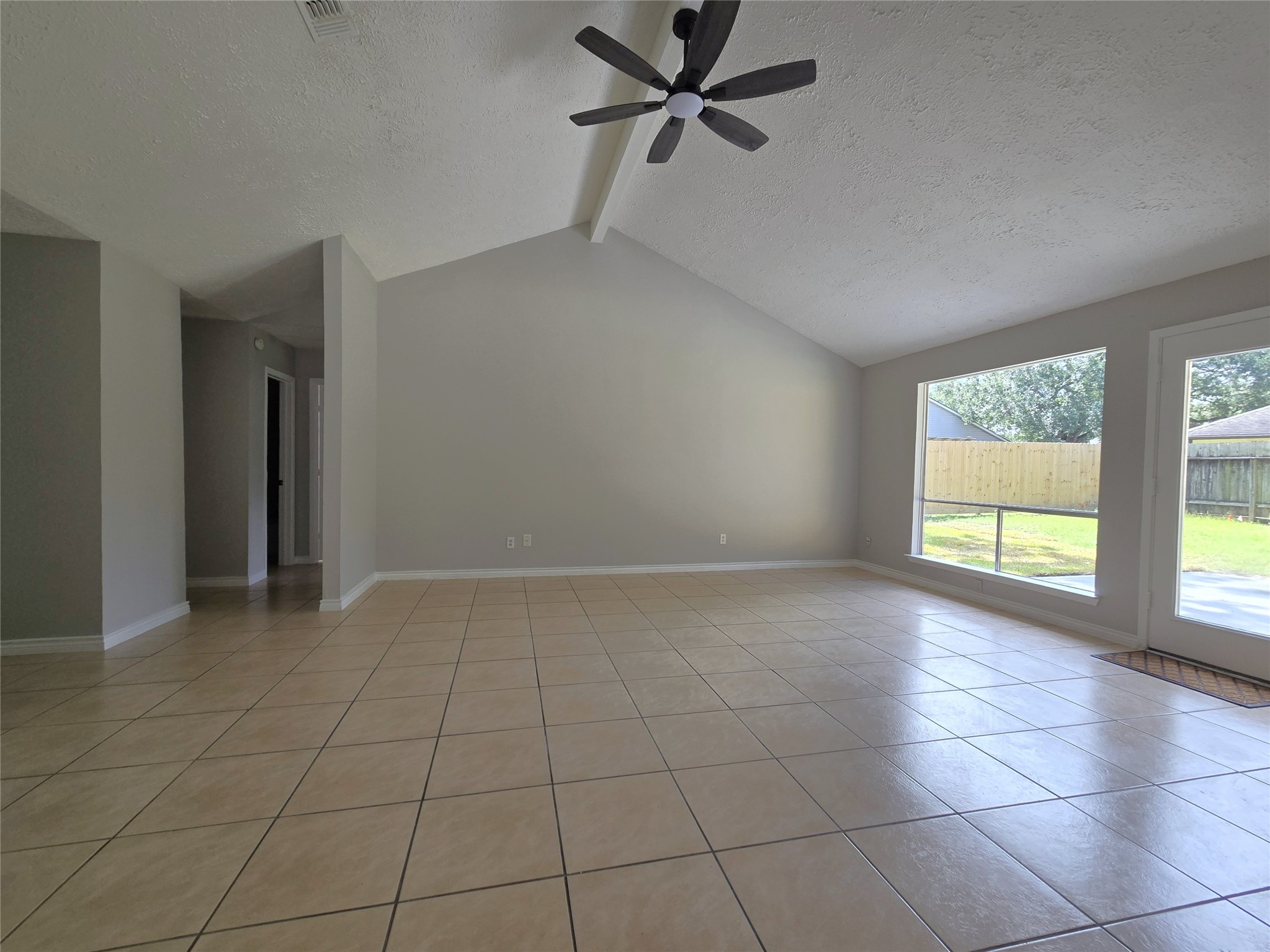 4835 Owens Creek Lane Property Photo 3