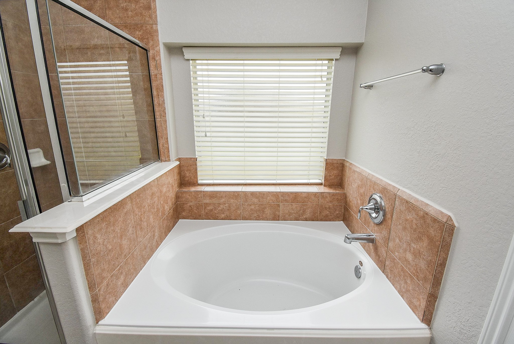 22427 Bellow Glen Drive Property Photo 17