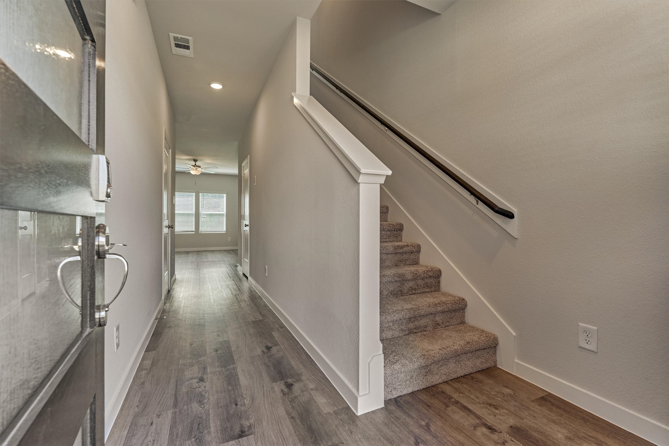7726 Bergamot Circle Property Photo 6