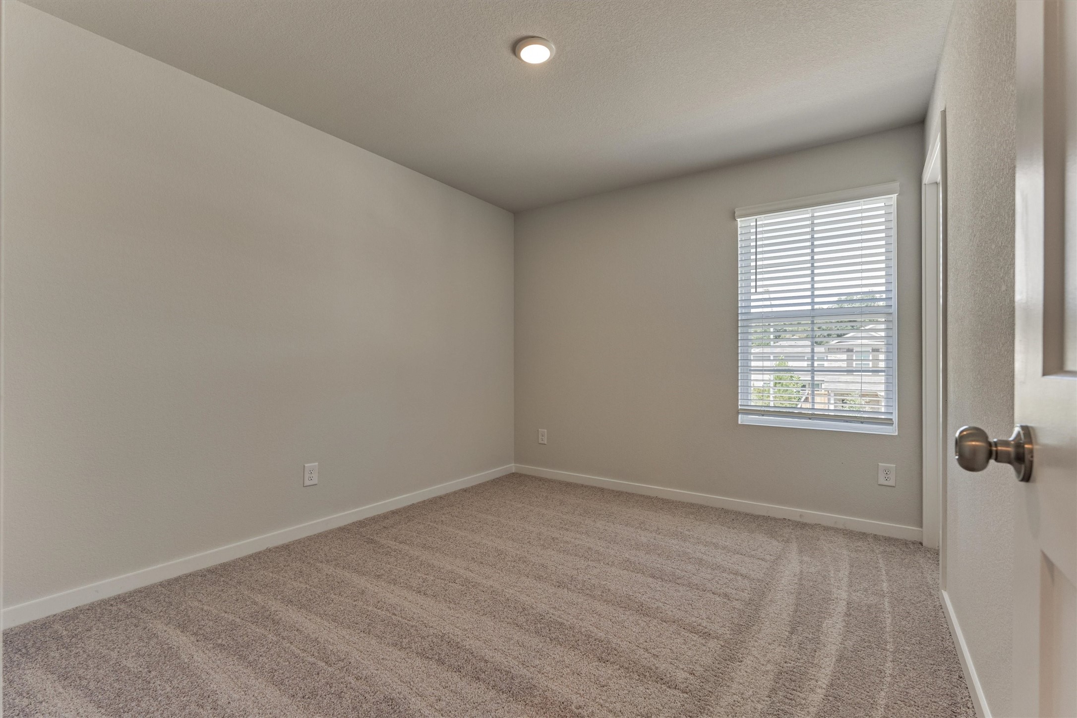 7726 Bergamot Circle Property Photo 32