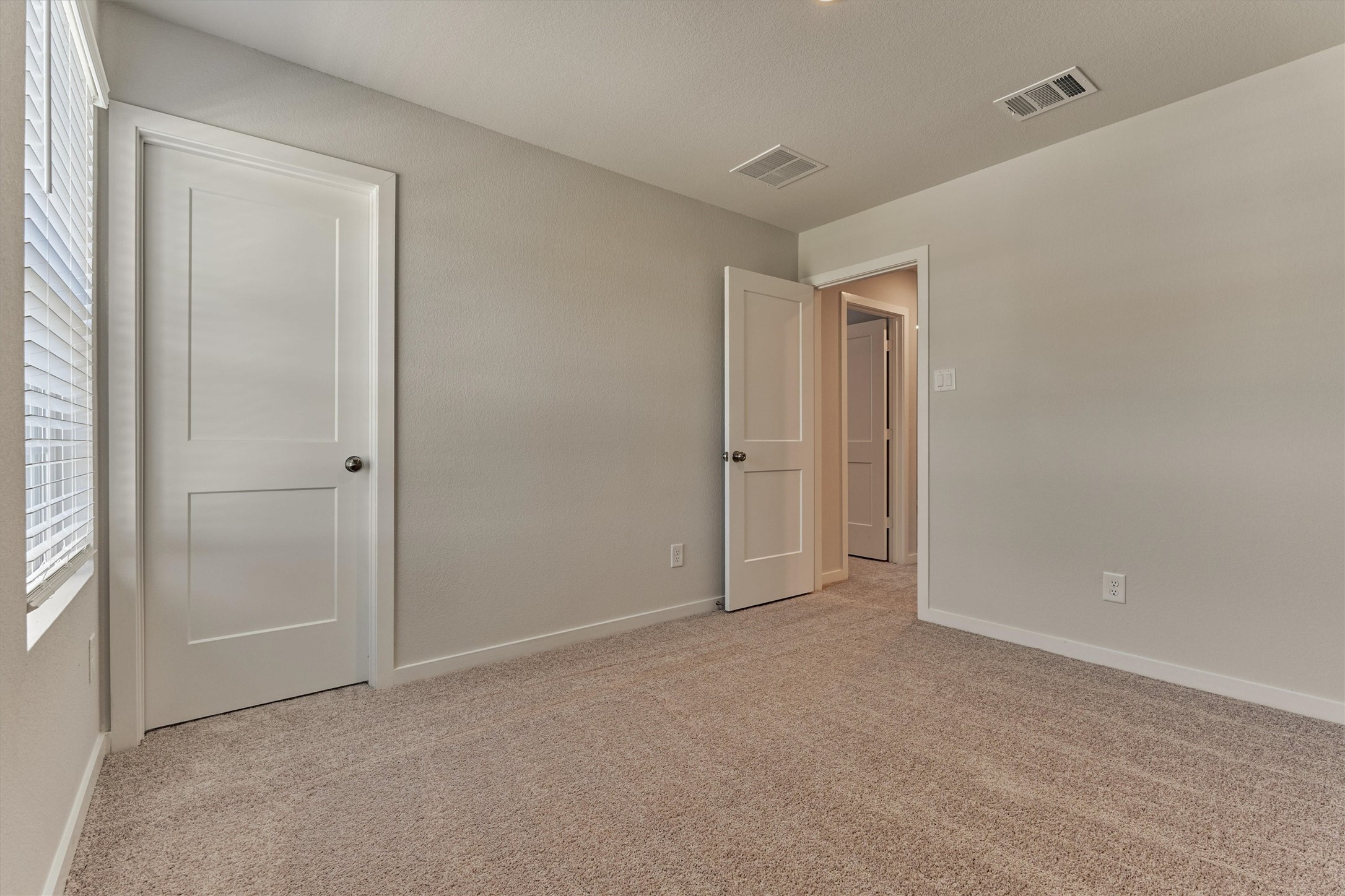 7726 Bergamot Circle Property Photo 33