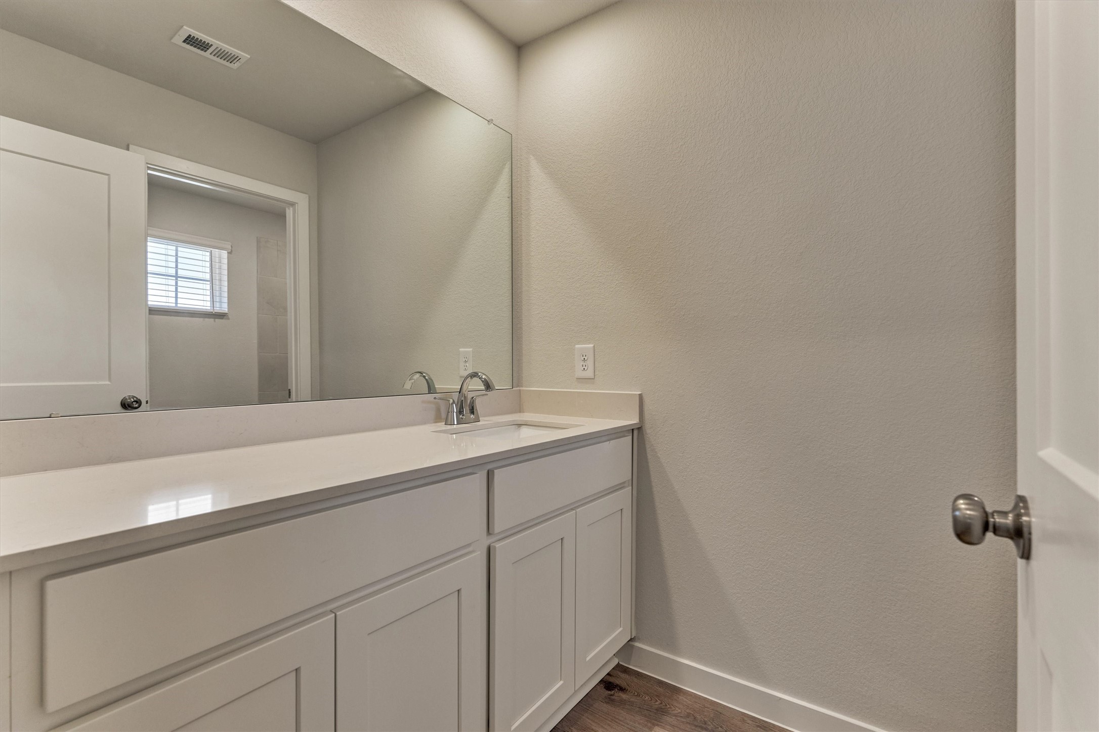 7726 Bergamot Circle Property Photo 34