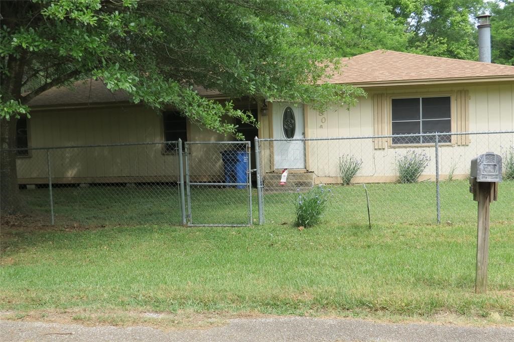 380 Keeland Dr Property Photo 1