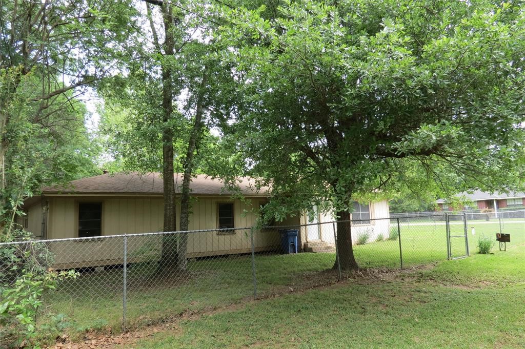 380 Keeland Dr Property Photo 5