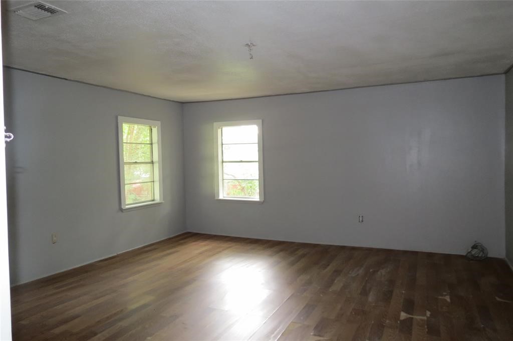 380 Keeland Dr Property Photo 14
