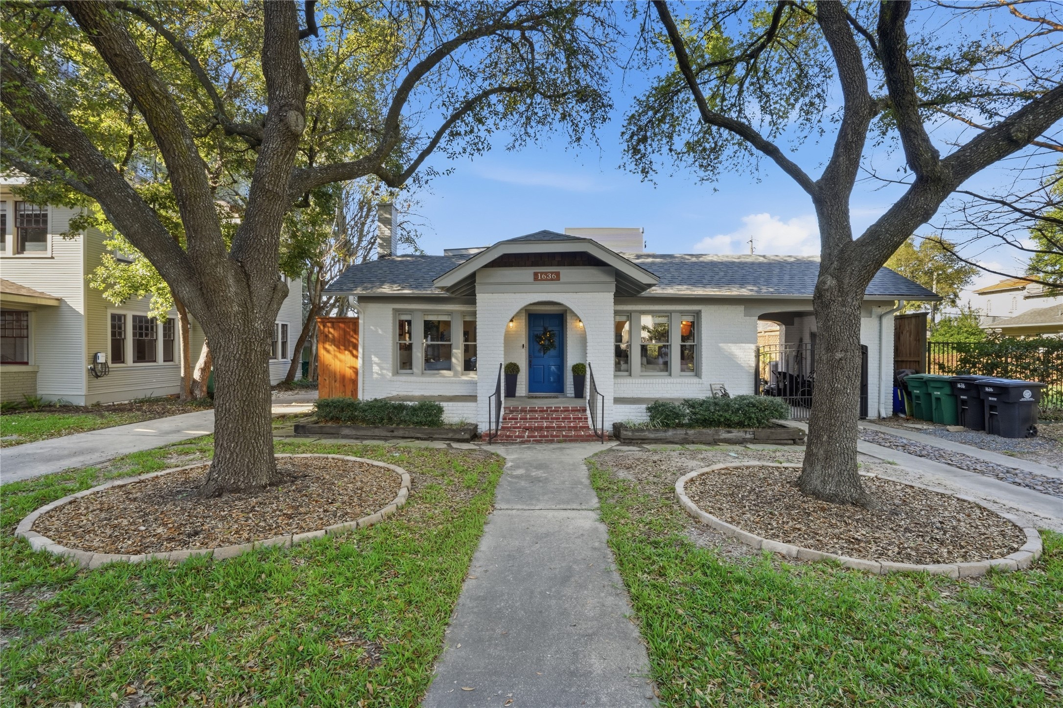 1636 Sul Ross Street Property Photo 1