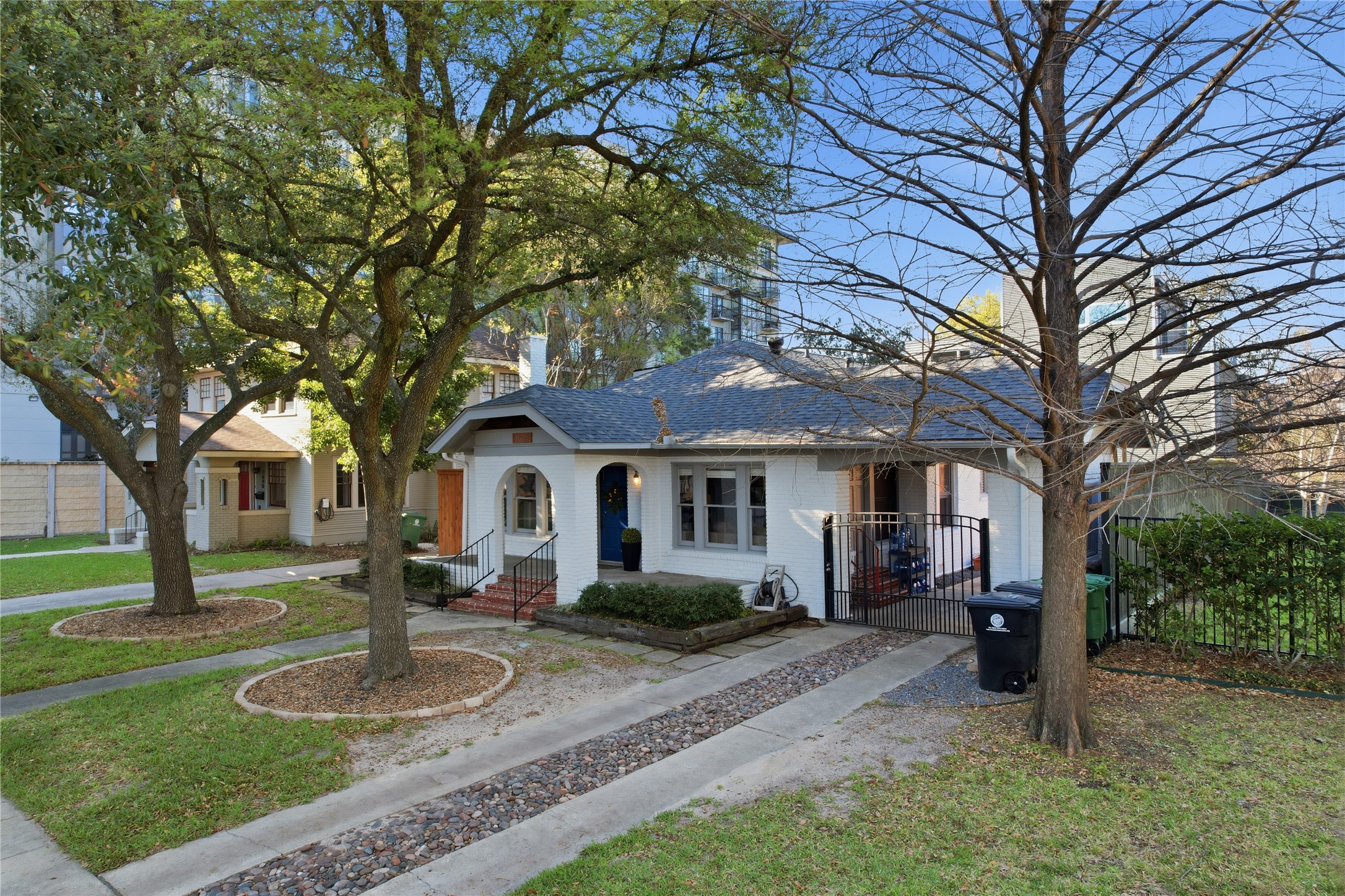 1636 Sul Ross Street Property Photo 3