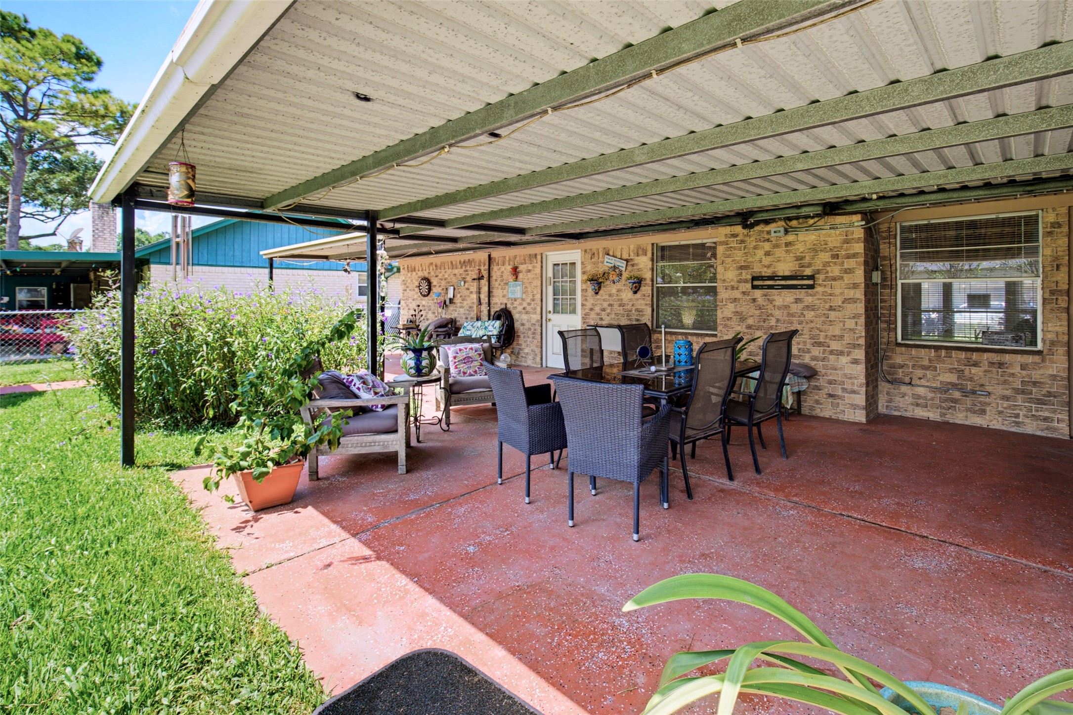 1912 Winding Creek Drive Property Photo 16