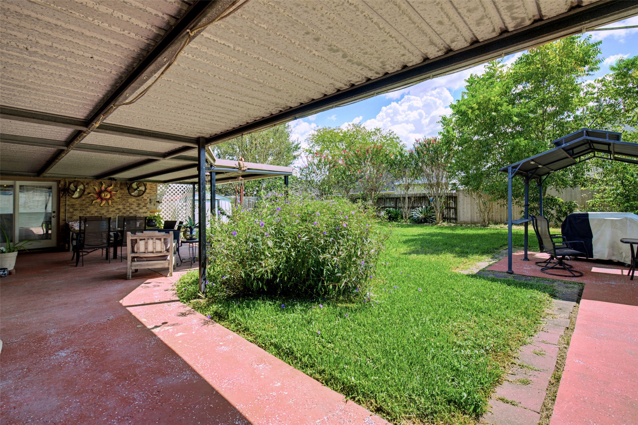 1912 Winding Creek Drive Property Photo 17