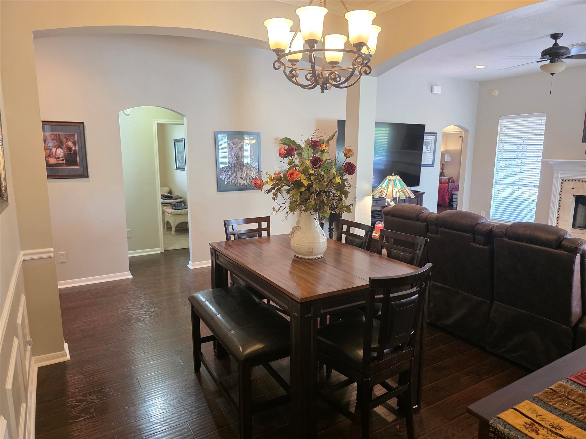220 April Waters Drive W Property Photo 12
