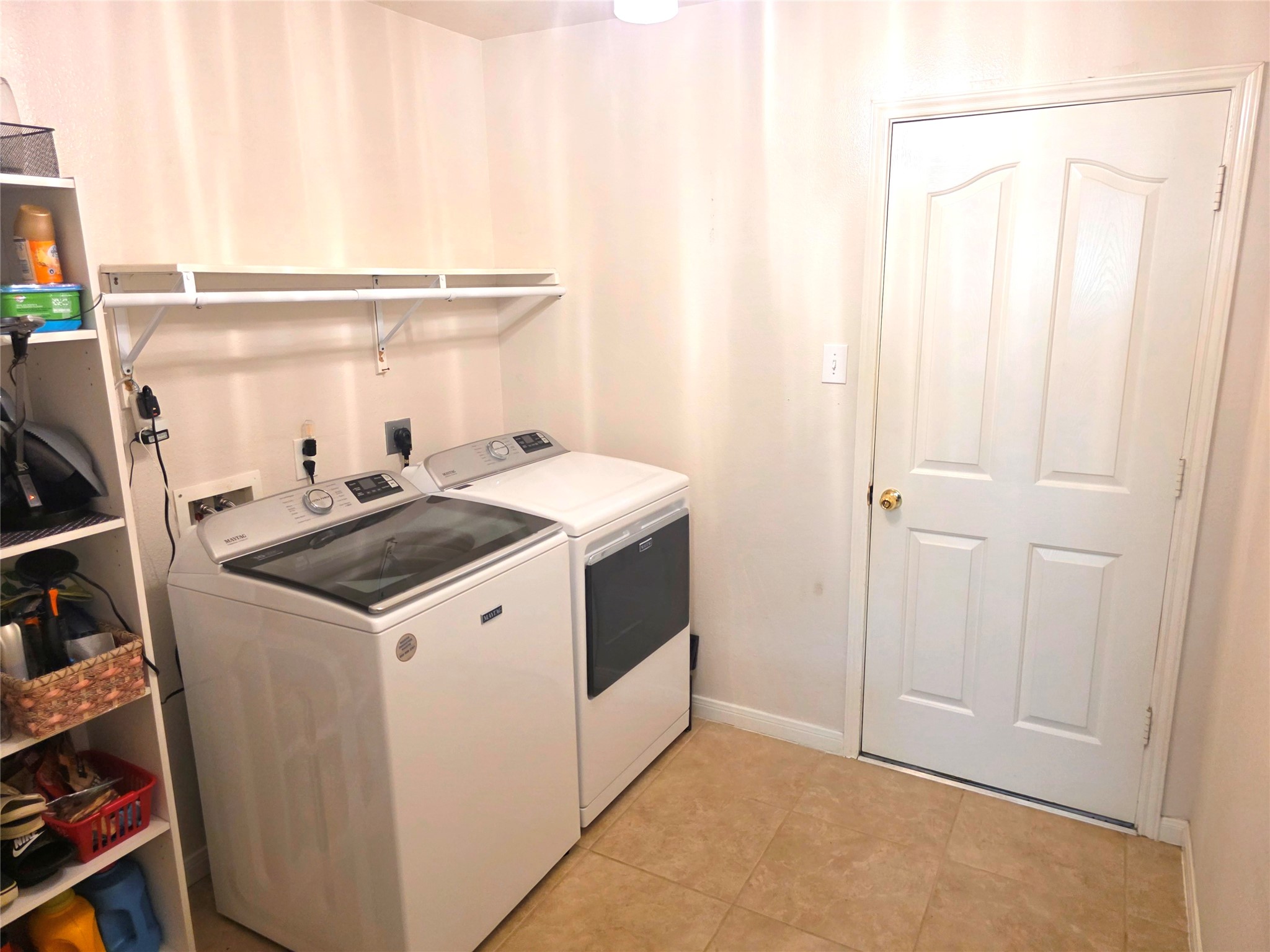 220 April Waters Drive W Property Photo 36