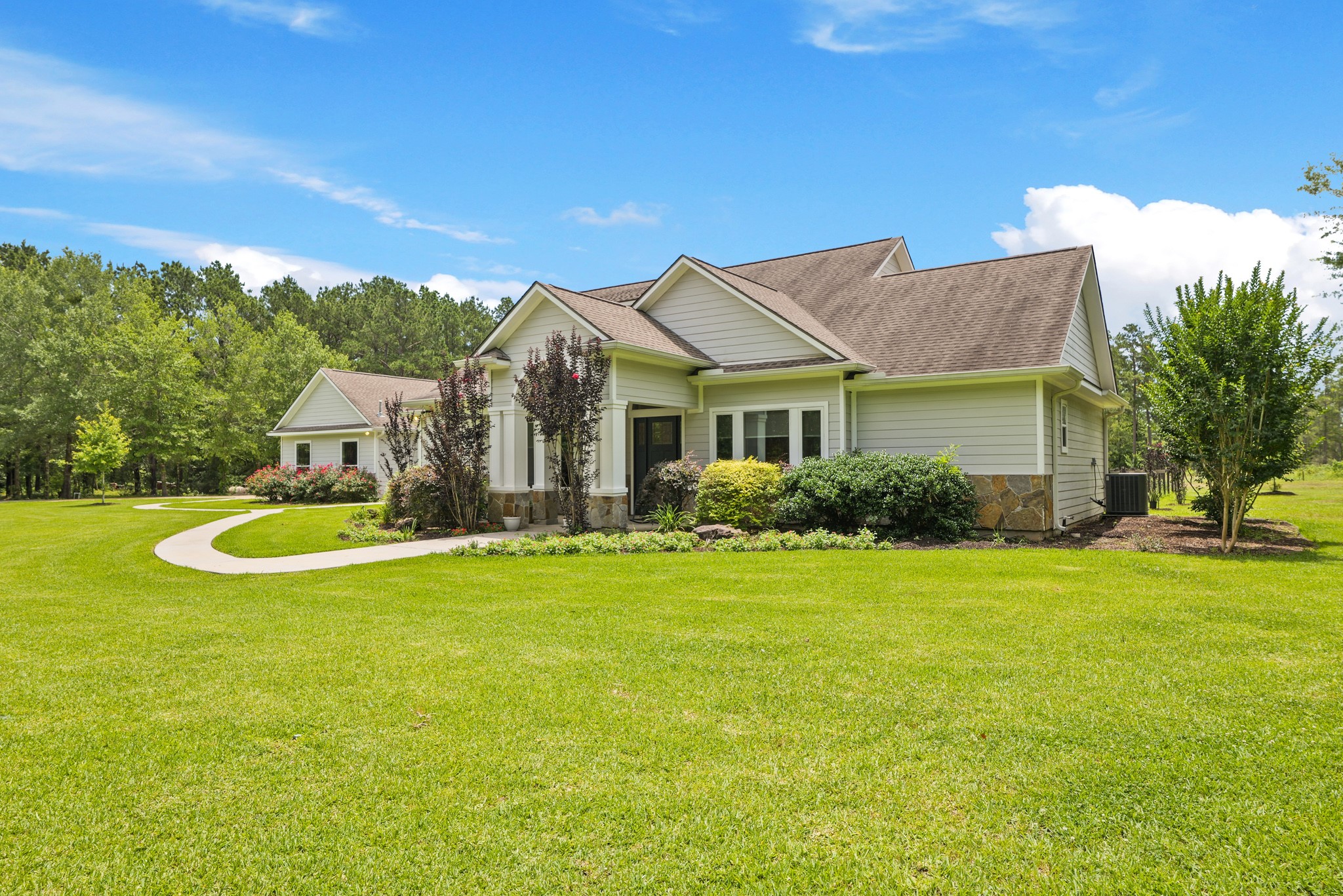 17772 W Terrace Oaks Property Photo 5