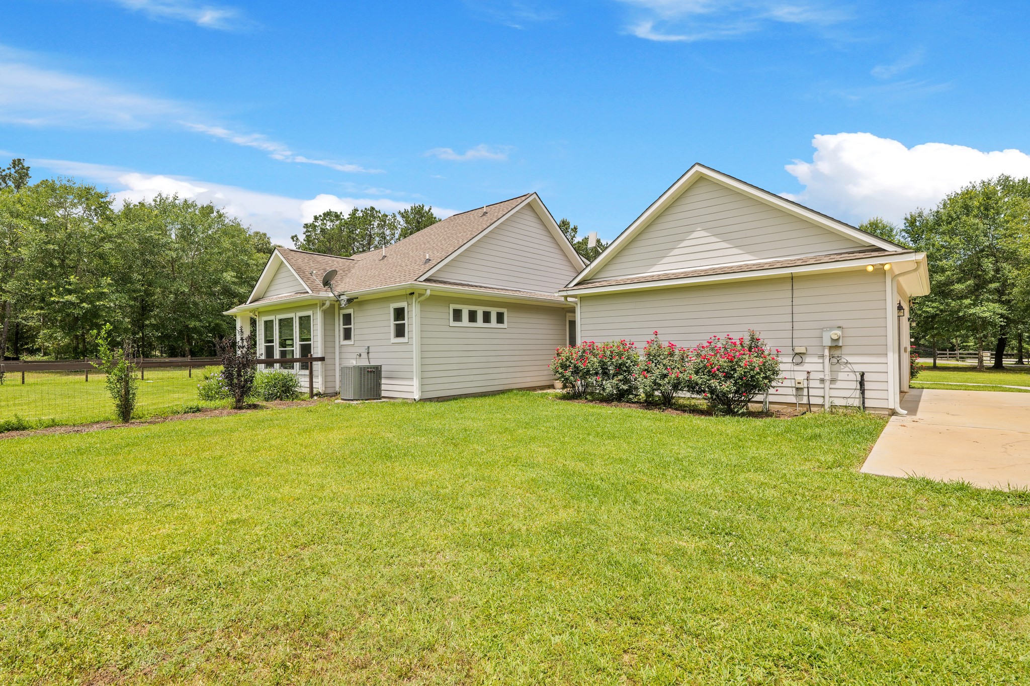 17772 W Terrace Oaks Property Photo 8