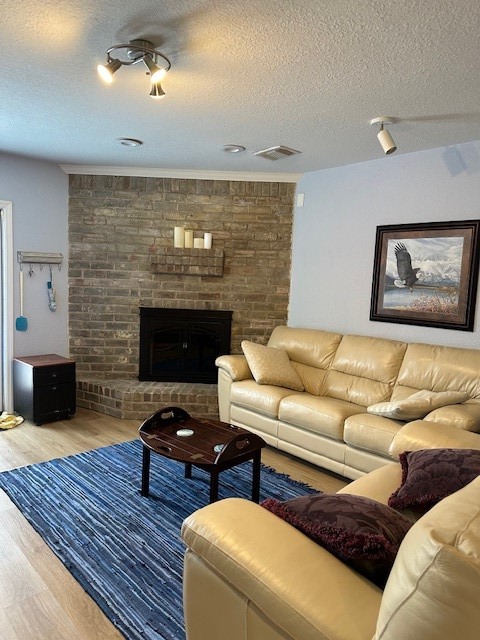 6370 Creekbend Drive 55 Property Photo 3