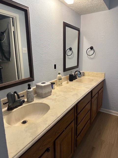 6370 Creekbend Drive 55 Property Photo 18