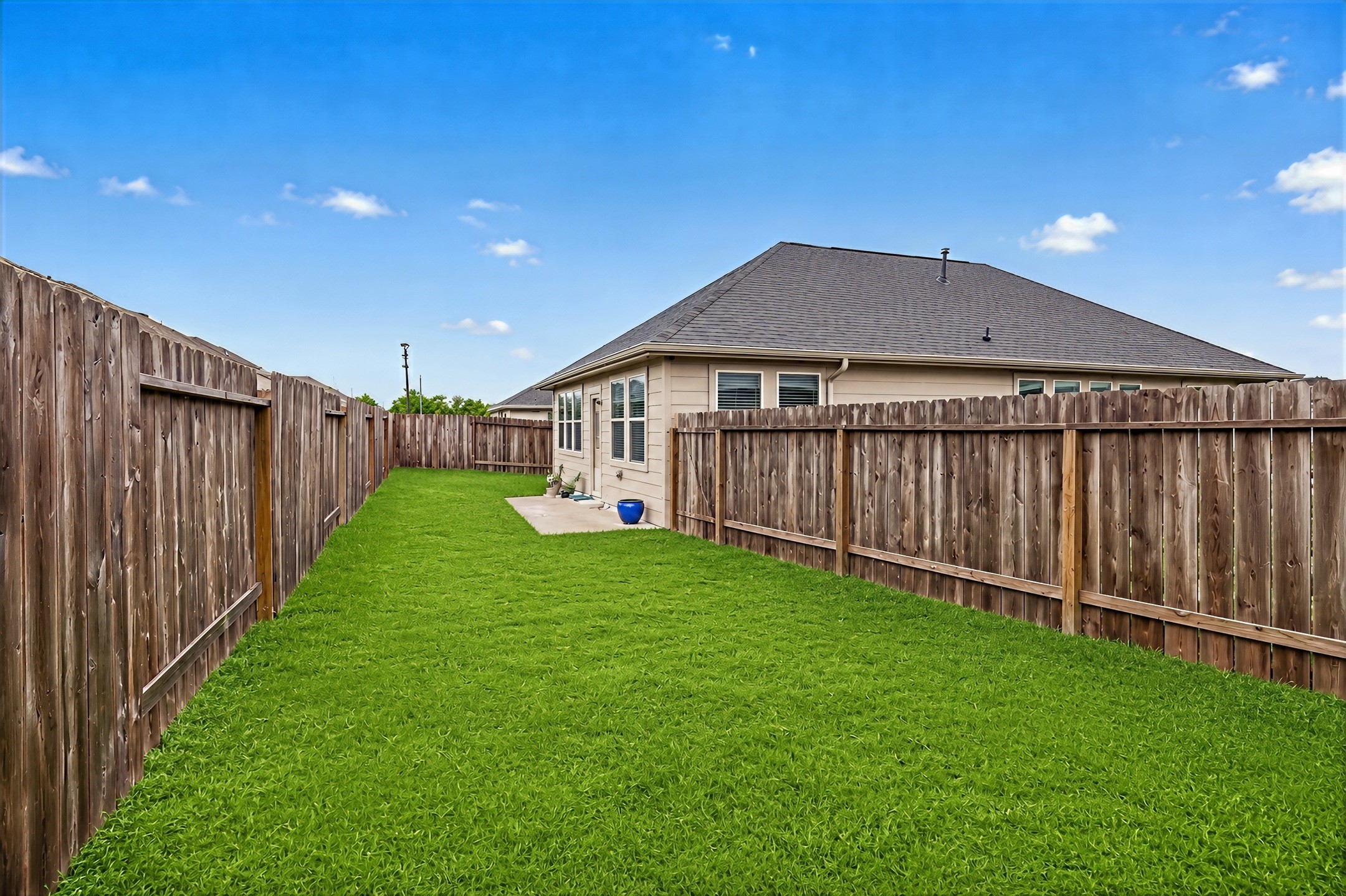 10422 Milford Woods Lane Property Photo 18