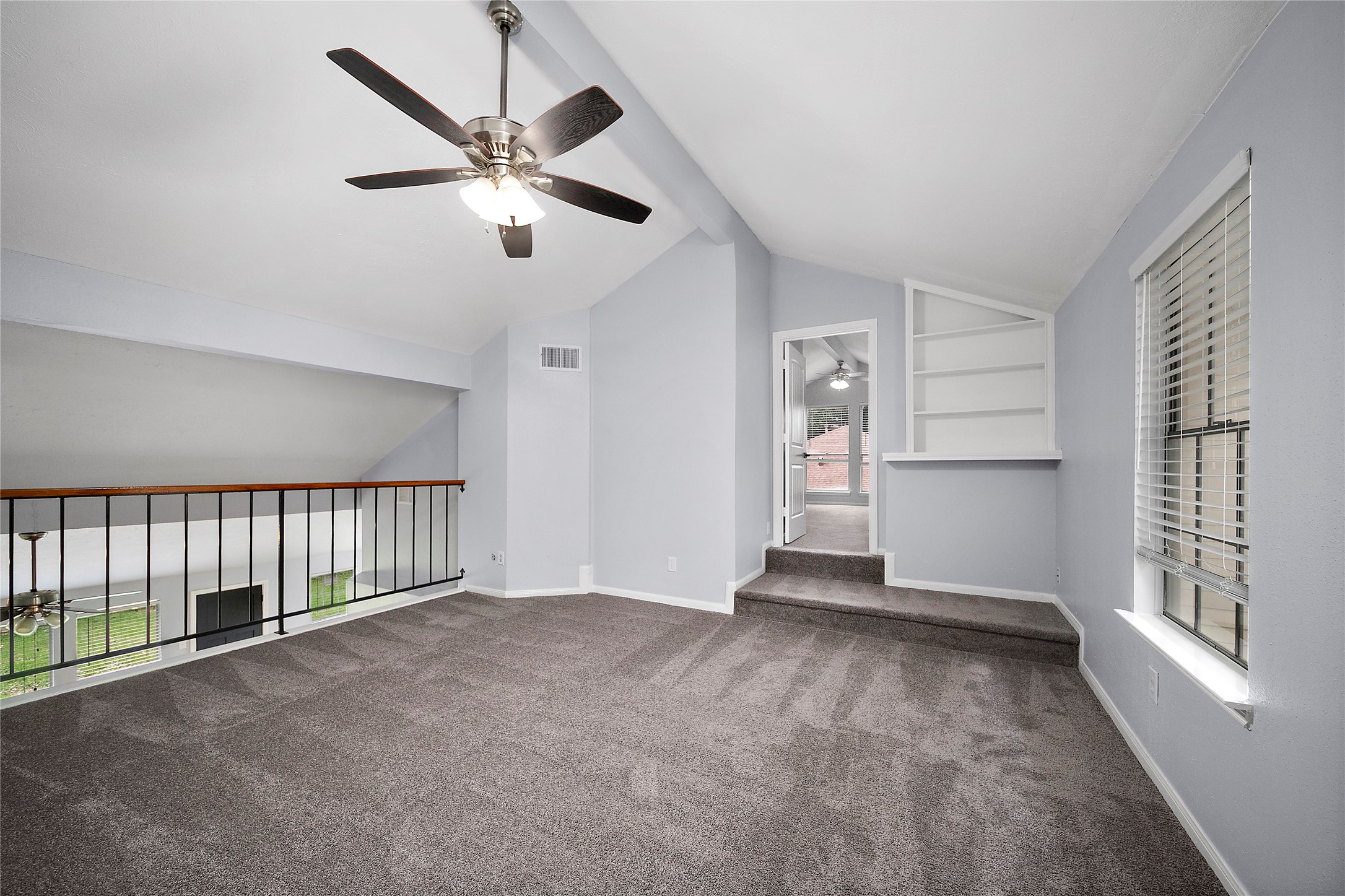 21627 Park Brook Drive Property Photo 6