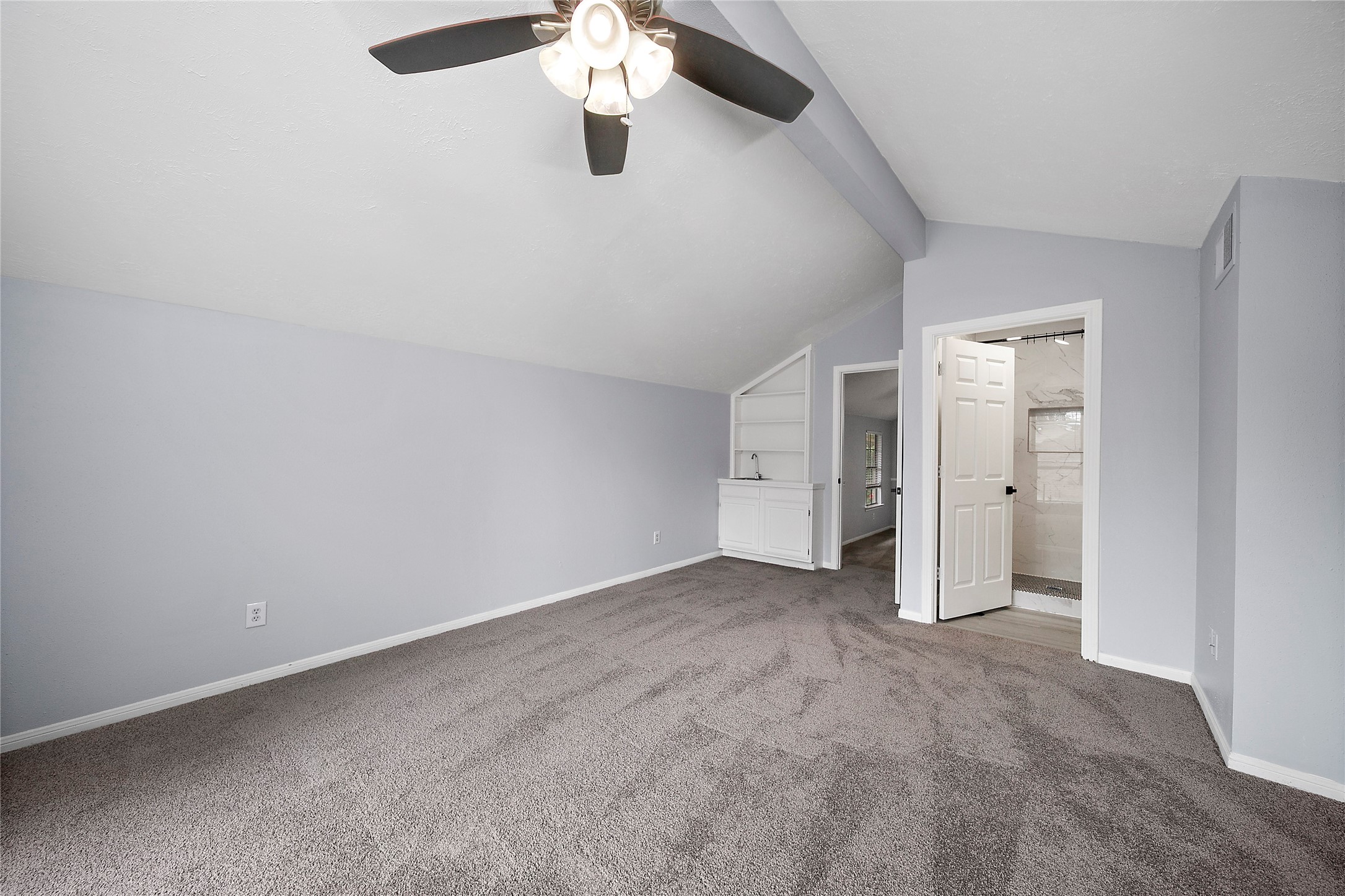 21627 Park Brook Drive Property Photo 8