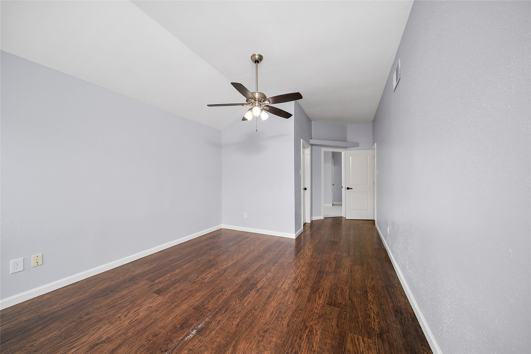 21627 Park Brook Drive Property Photo 19