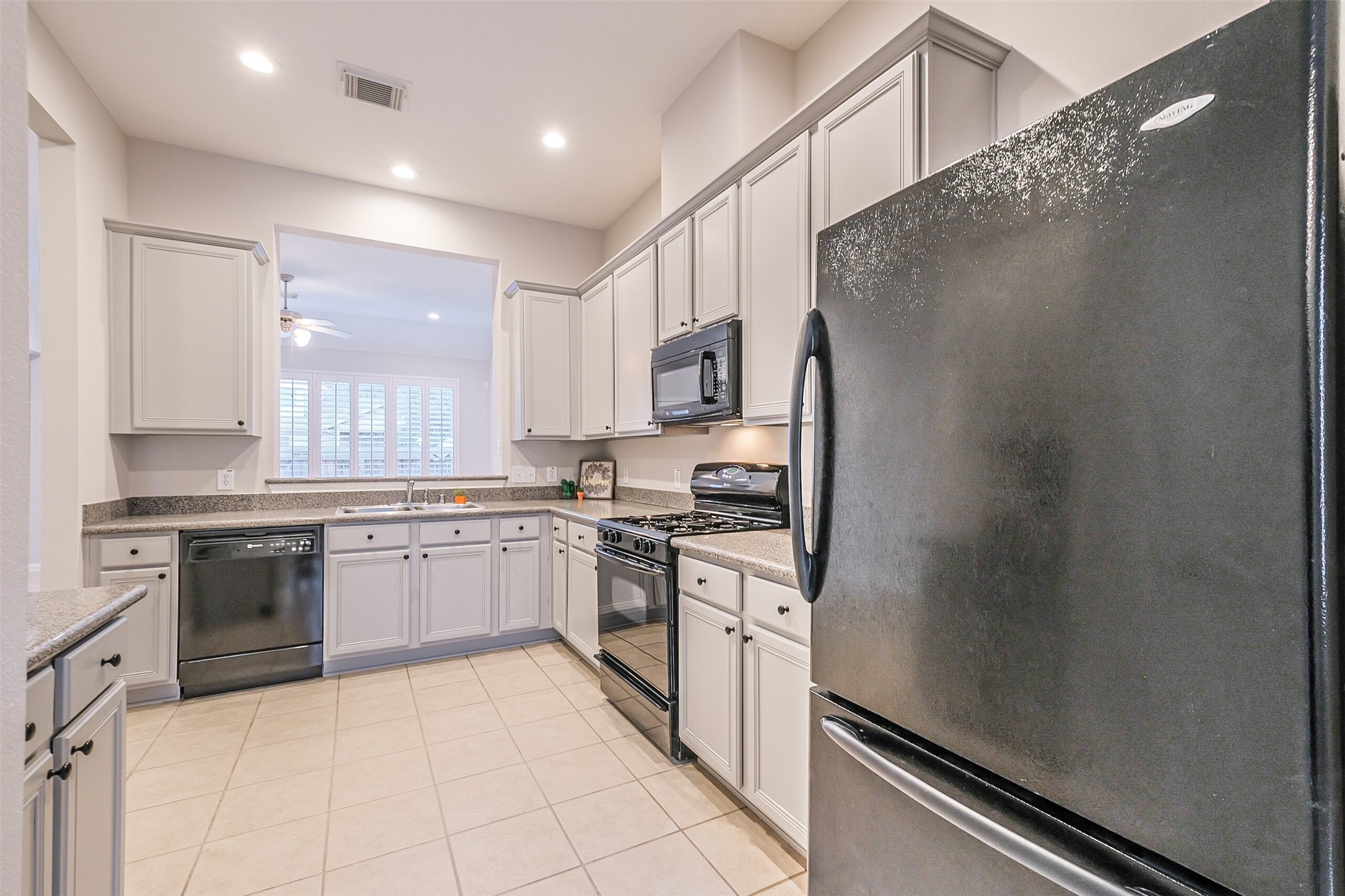 9718 Catalina Leaf Lane Property Photo 20
