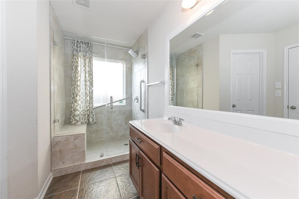 3354 View Valley Trail Property Photo 3