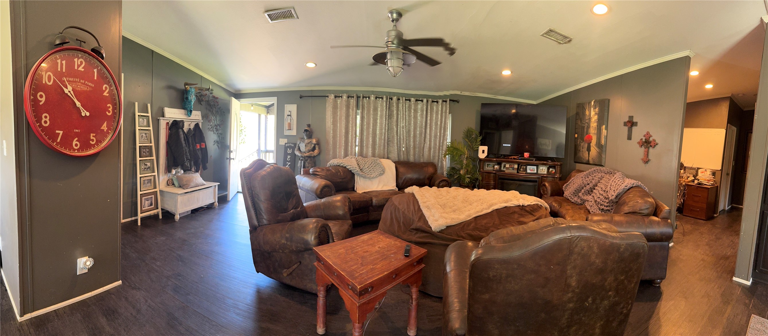 10 Park Lane Property Photo 5