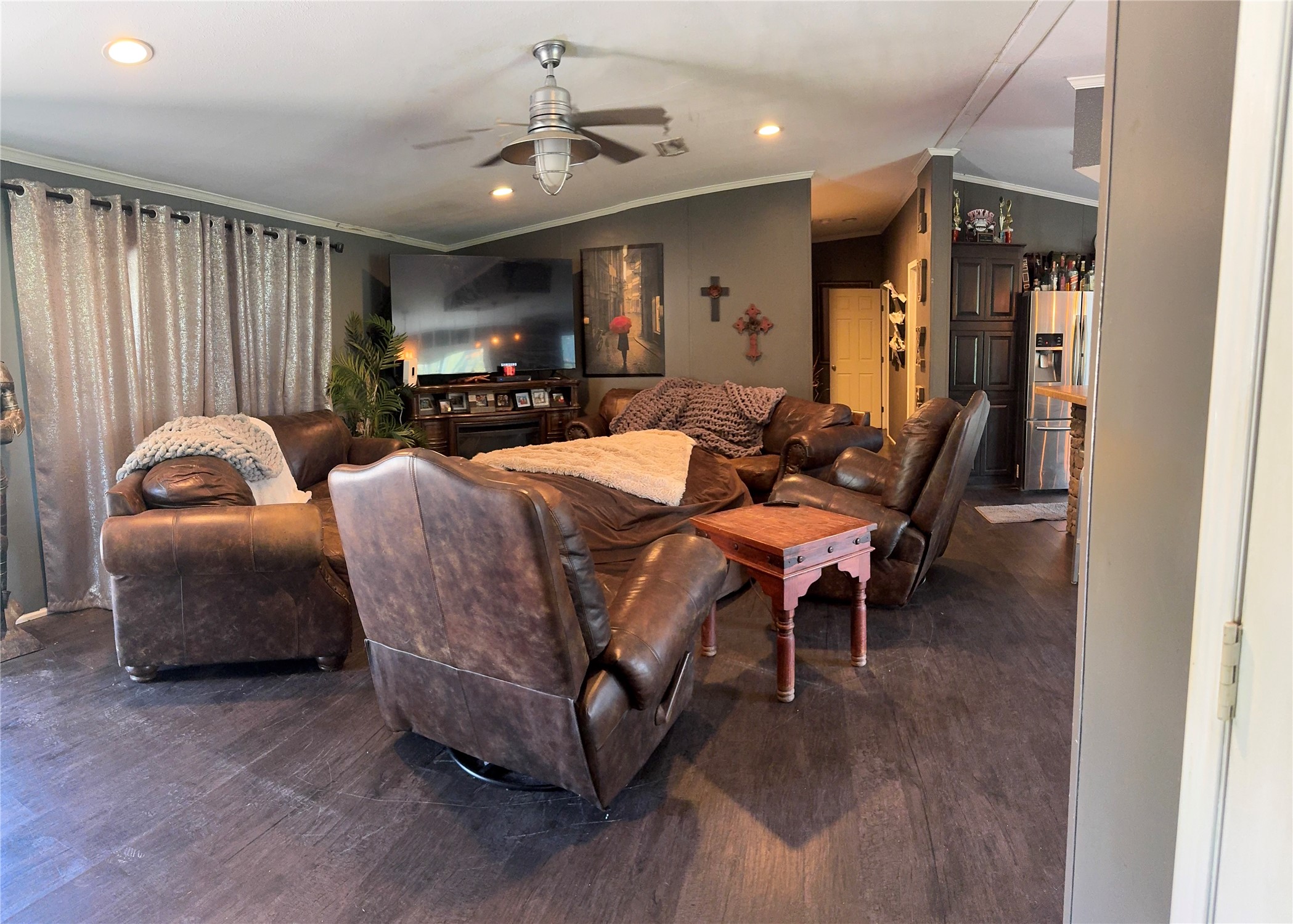 10 Park Lane Property Photo 8