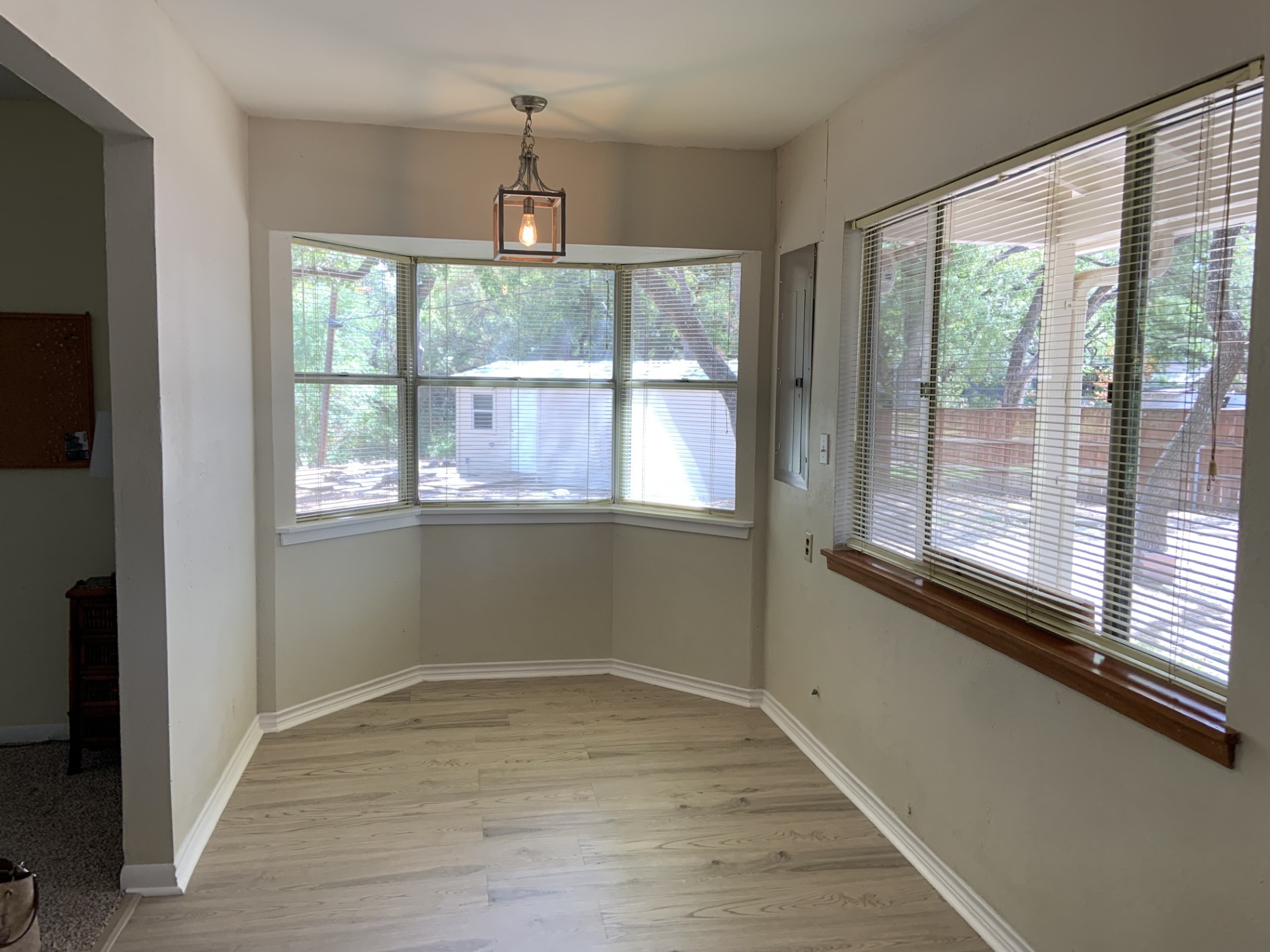 4100 Oakdale Drive Property Photo 13