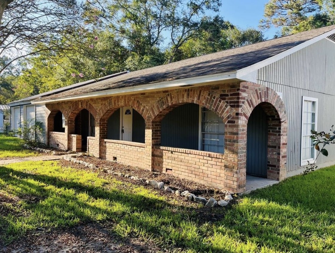 142 County Road 322 Property Photo 2