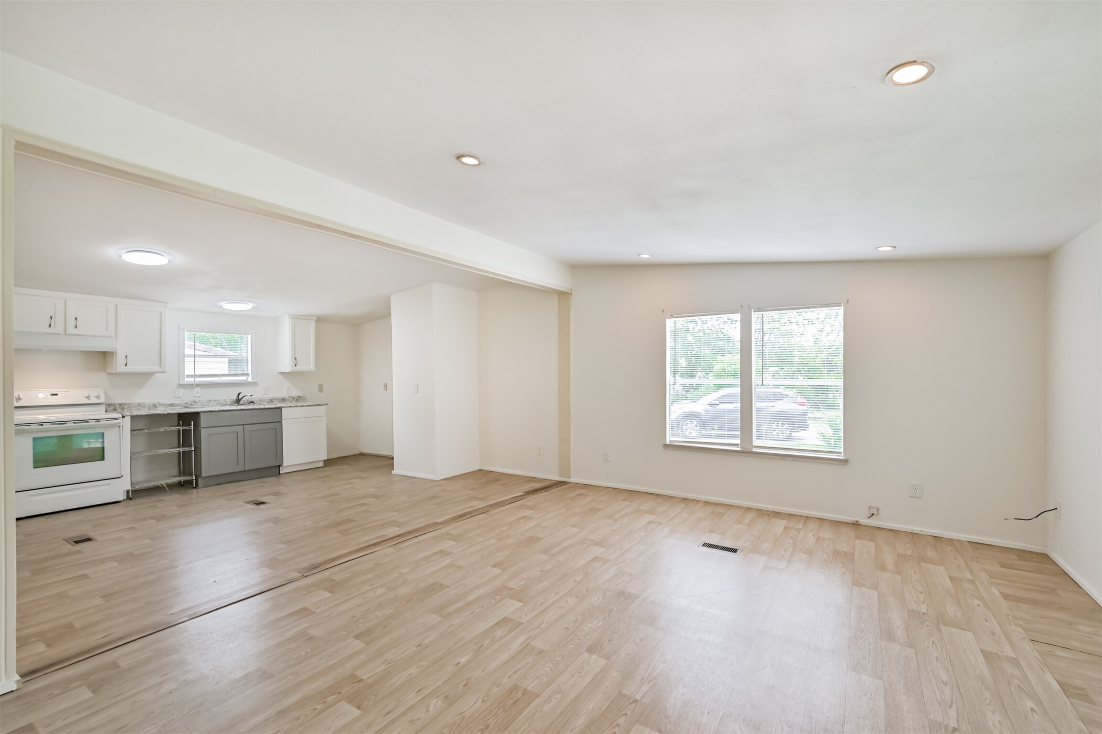 1749 Max Road 4 Property Photo 5