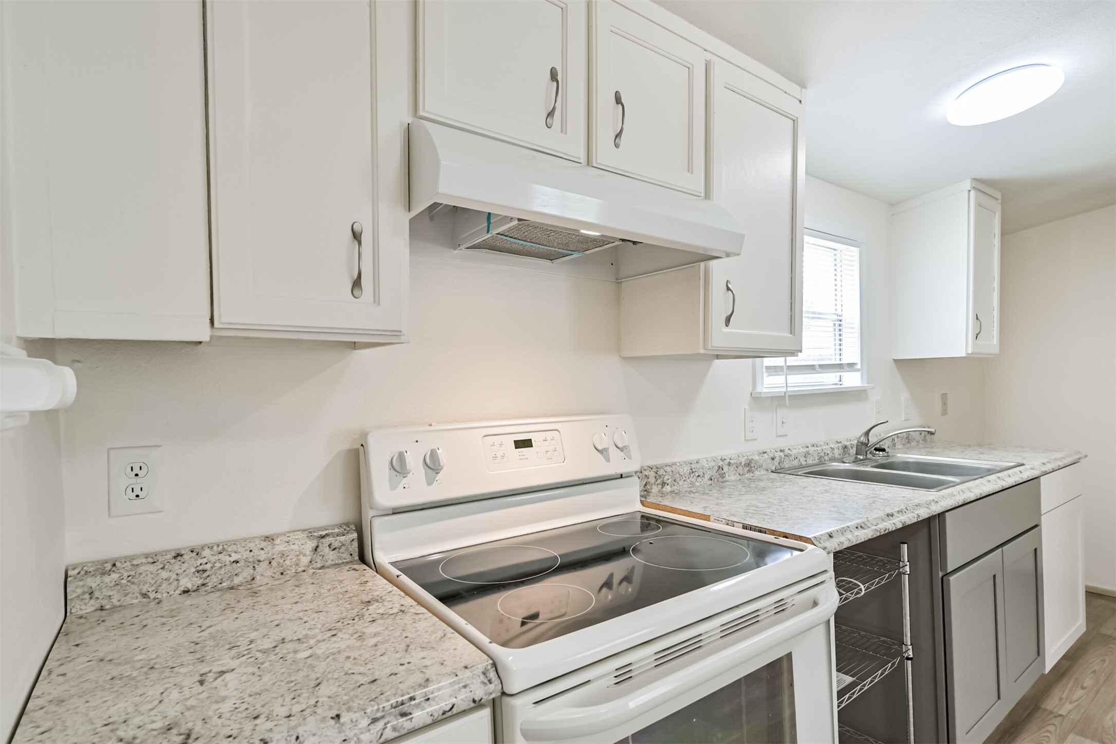 1749 Max Road 4 Property Photo 12