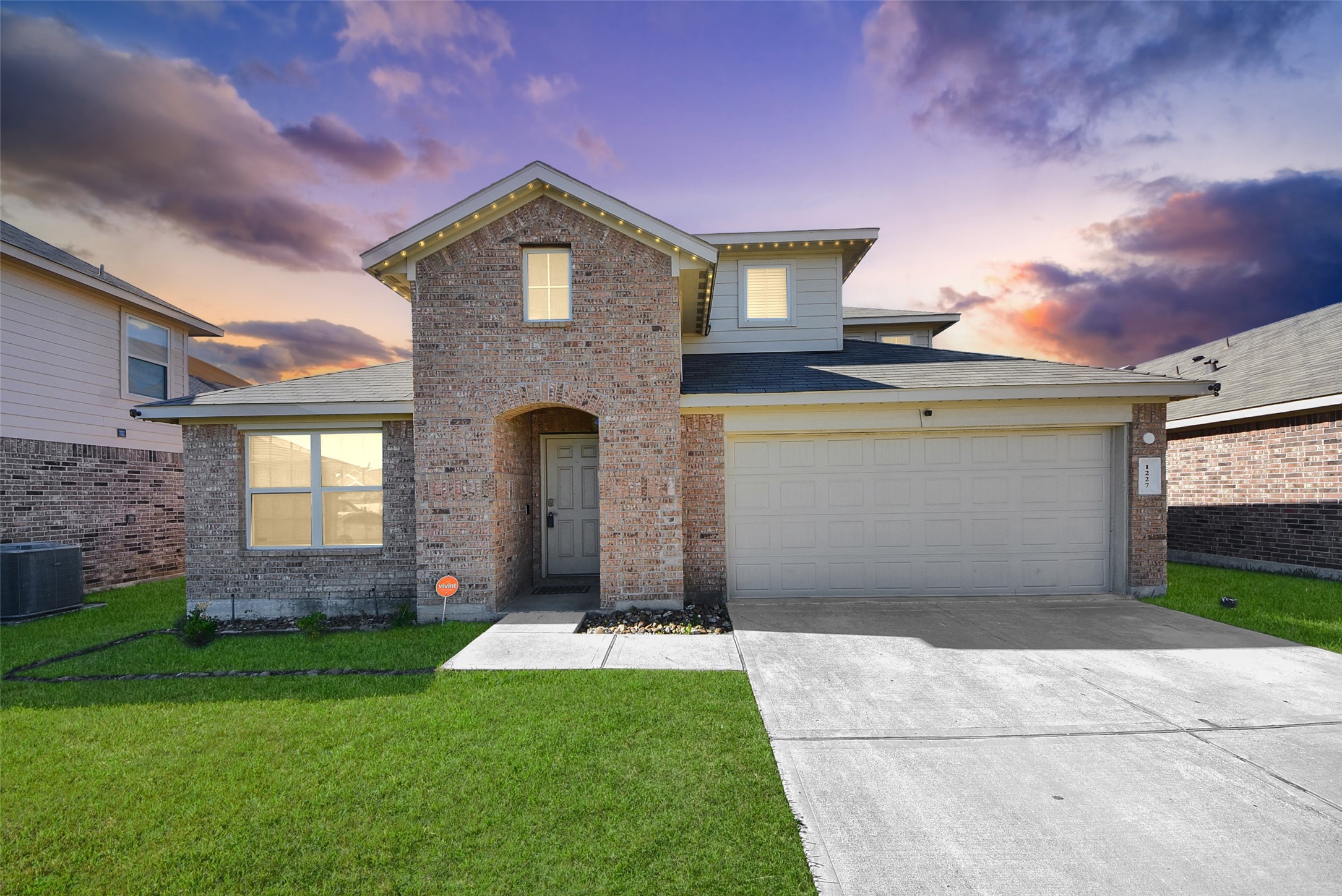 1227 Baja Vista Way