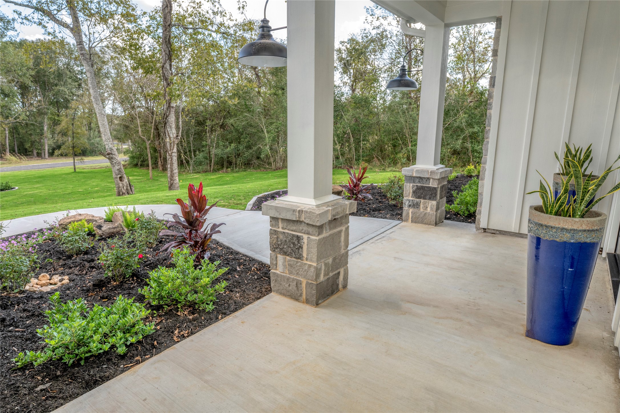 10037 Clear Woods Court N Property Photo 7