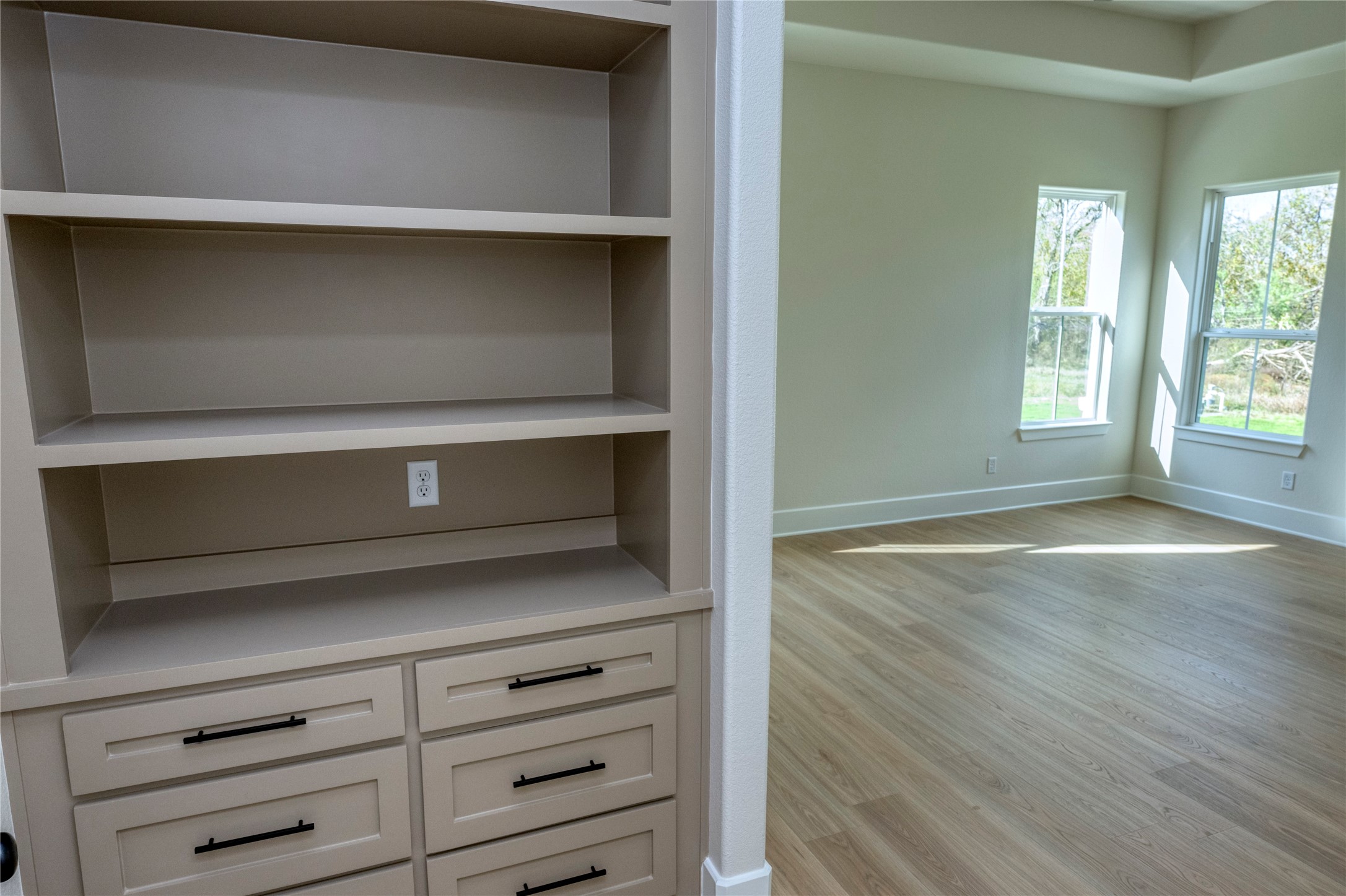 10037 Clear Woods Court N Property Photo 21