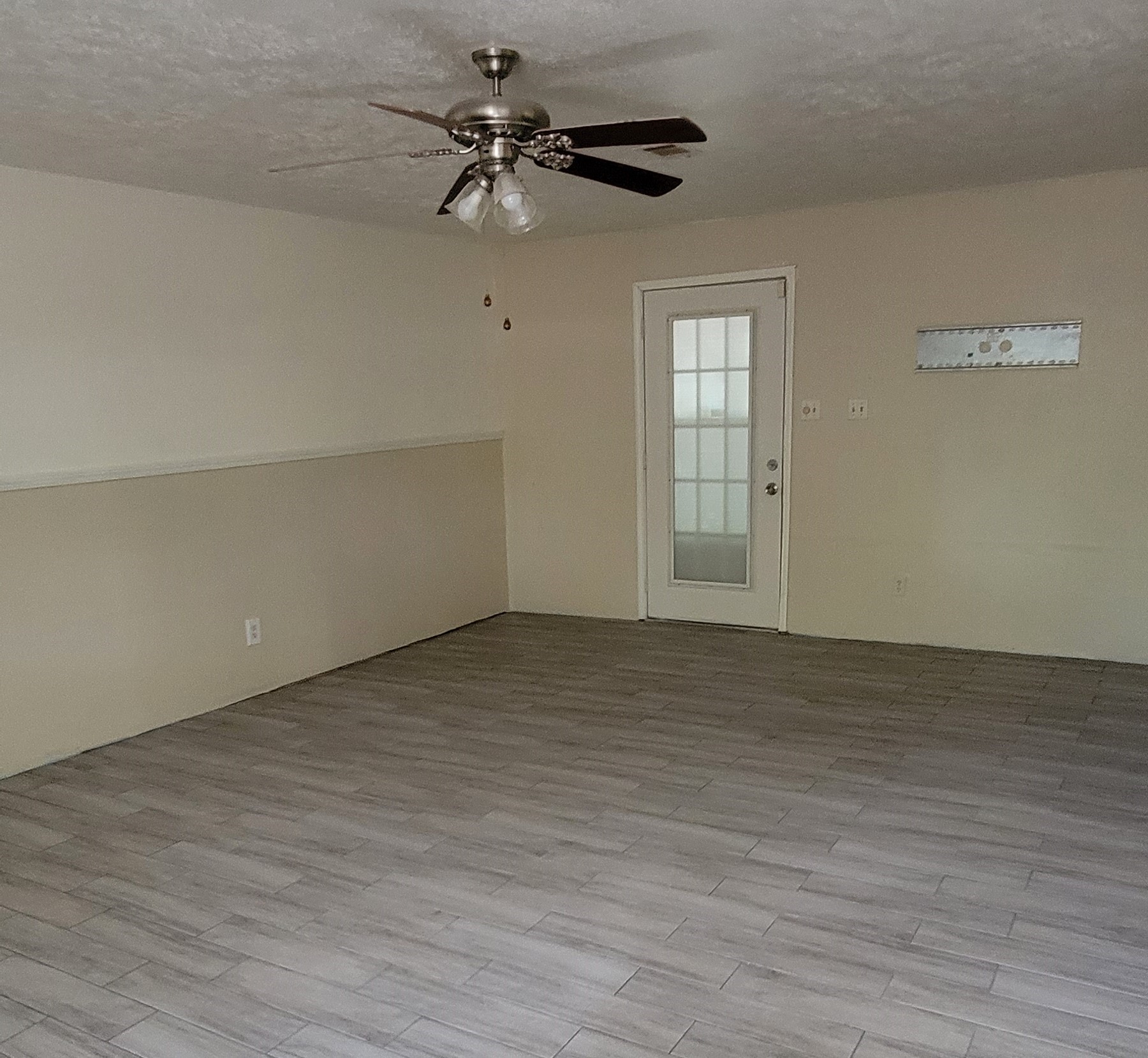 17308 Valley Lane Property Photo 5