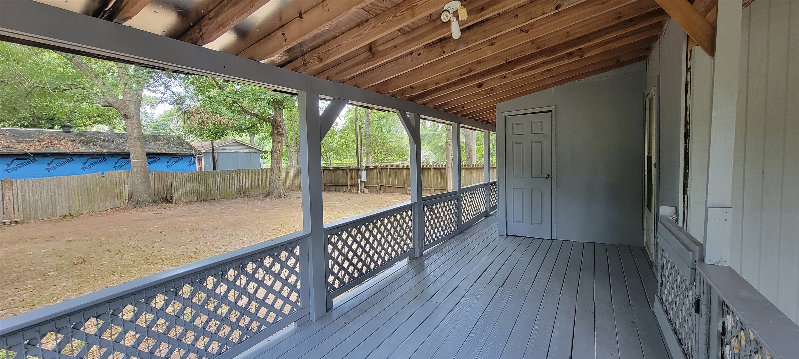 17308 Valley Lane Property Photo 10