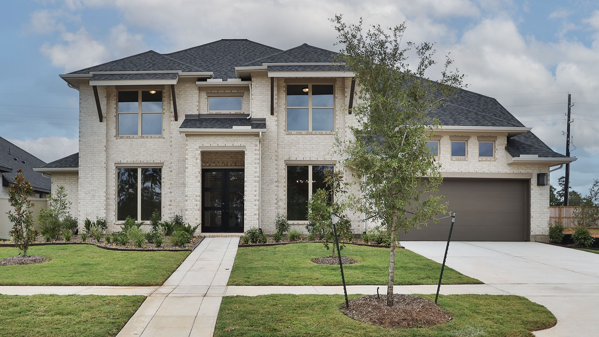 39027 Heron Beak Court Property Photo 1