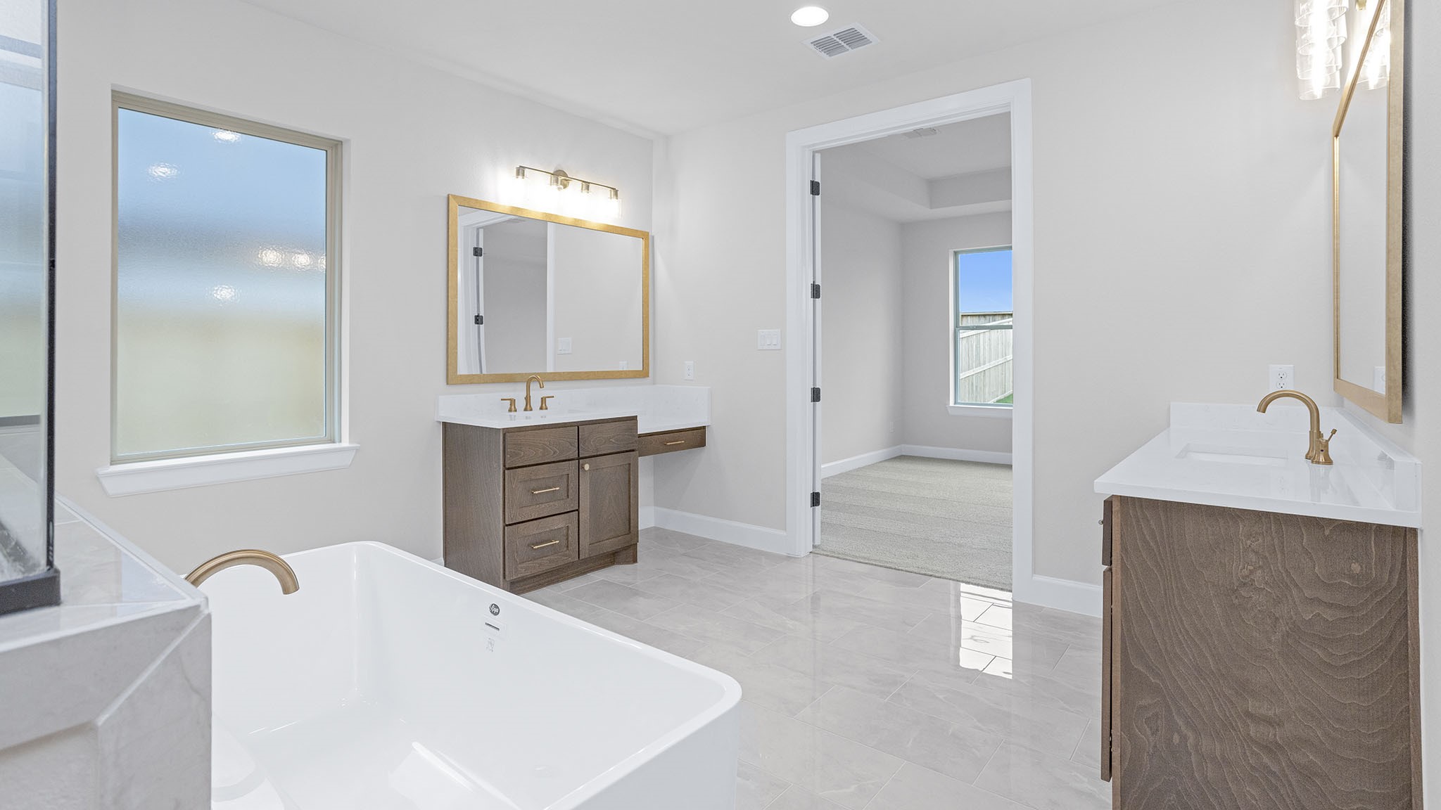 39027 Heron Beak Court Property Photo 13