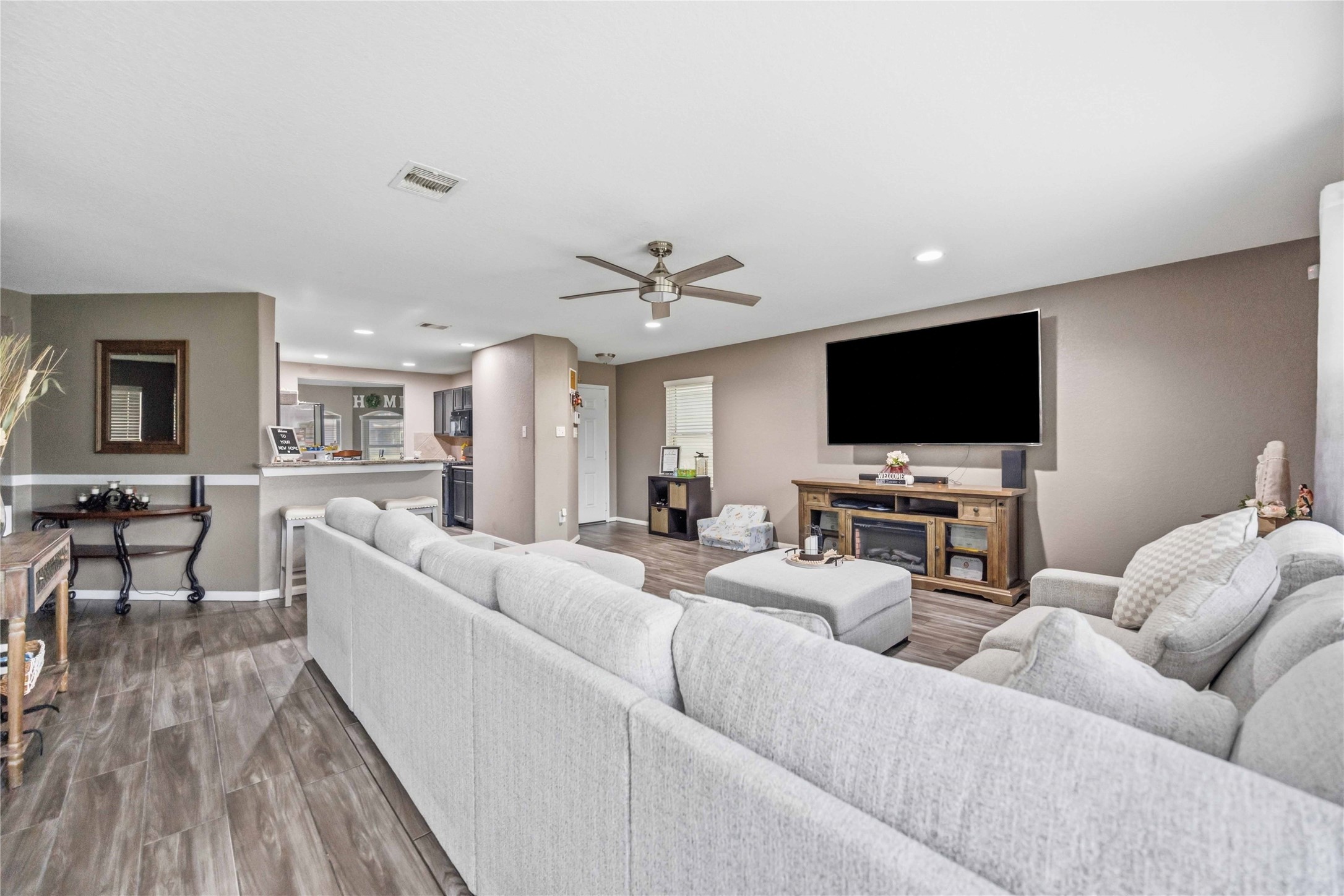 21311 Fox Hillside Way Property Photo 4