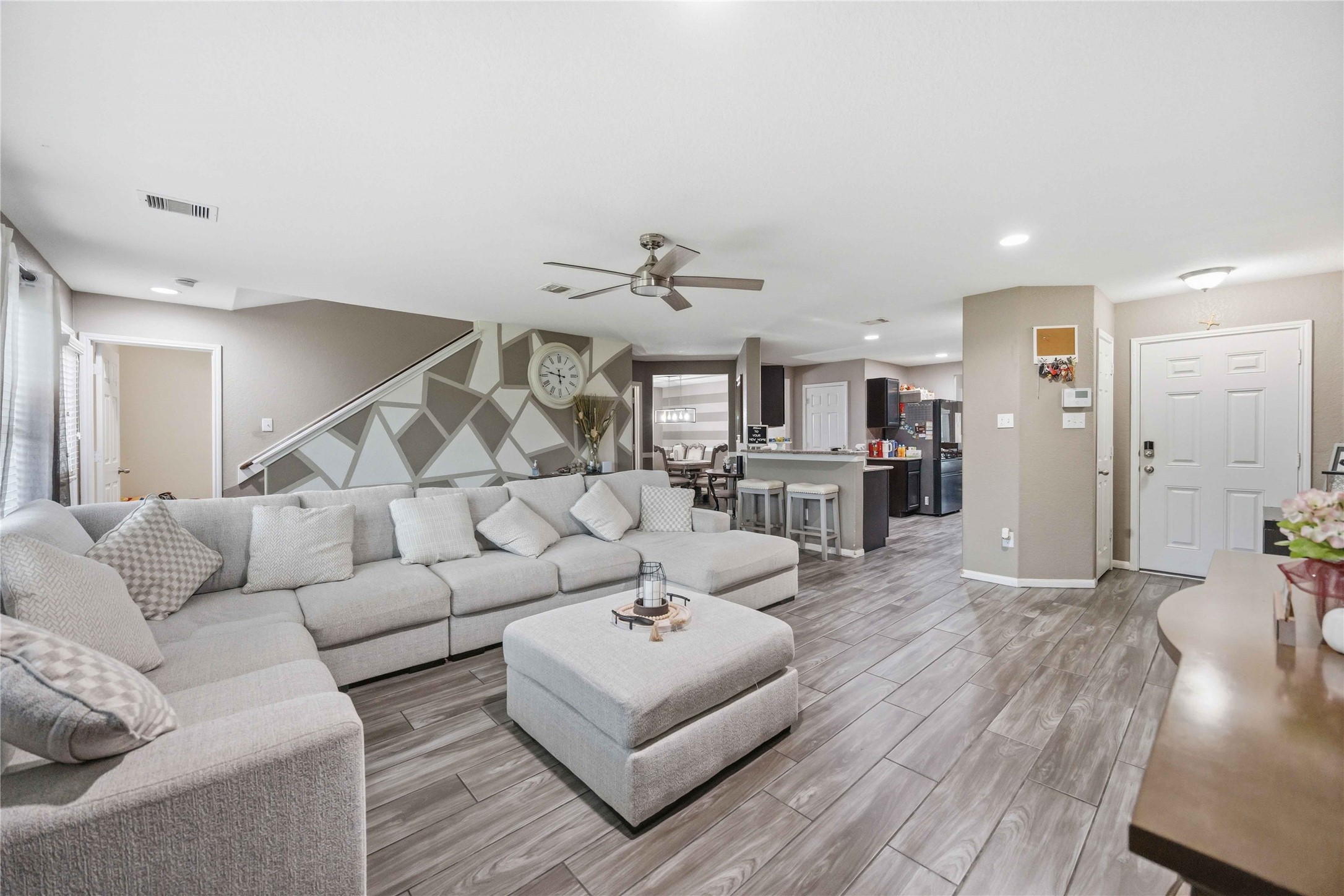 21311 Fox Hillside Way Property Photo 6