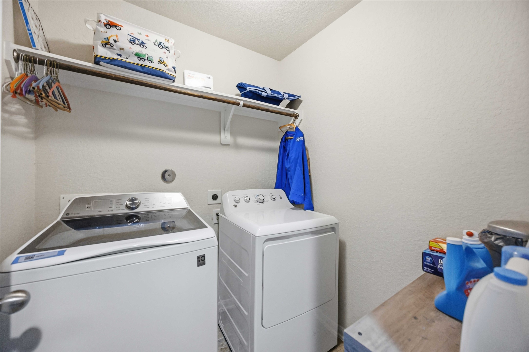 21311 Fox Hillside Way Property Photo 25