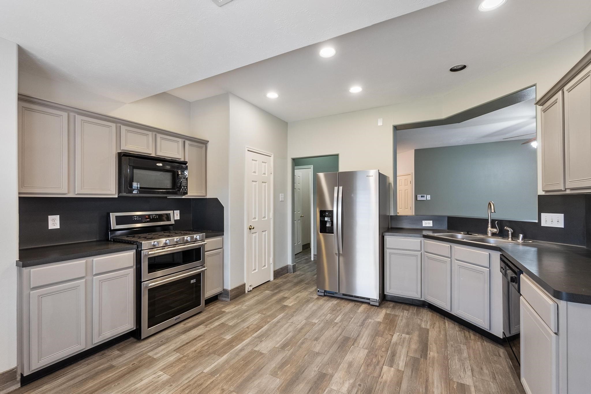 10638 Desert Springs Circle Property Photo 9