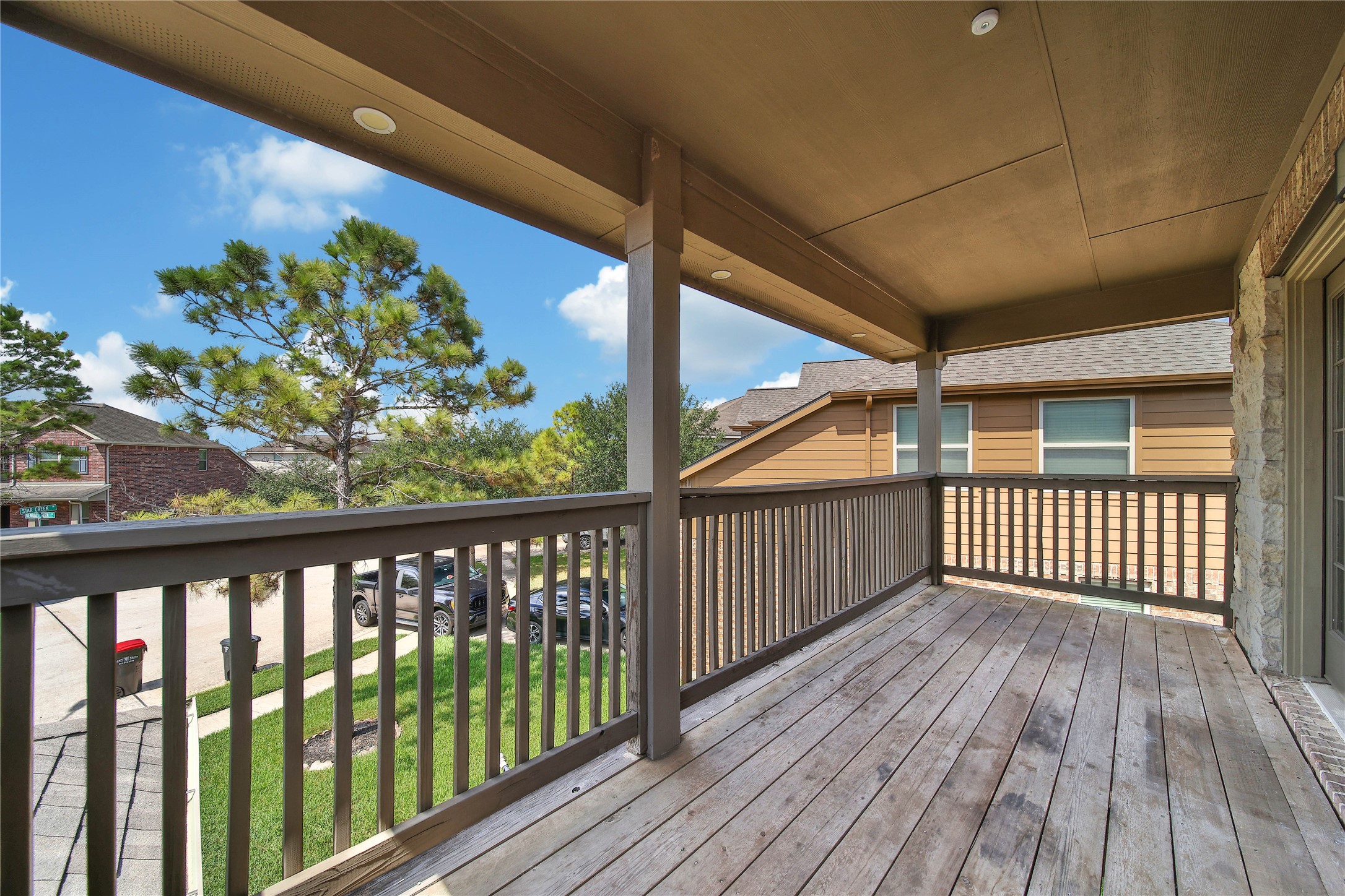 5201 Kendall Glen Court Property Photo 6