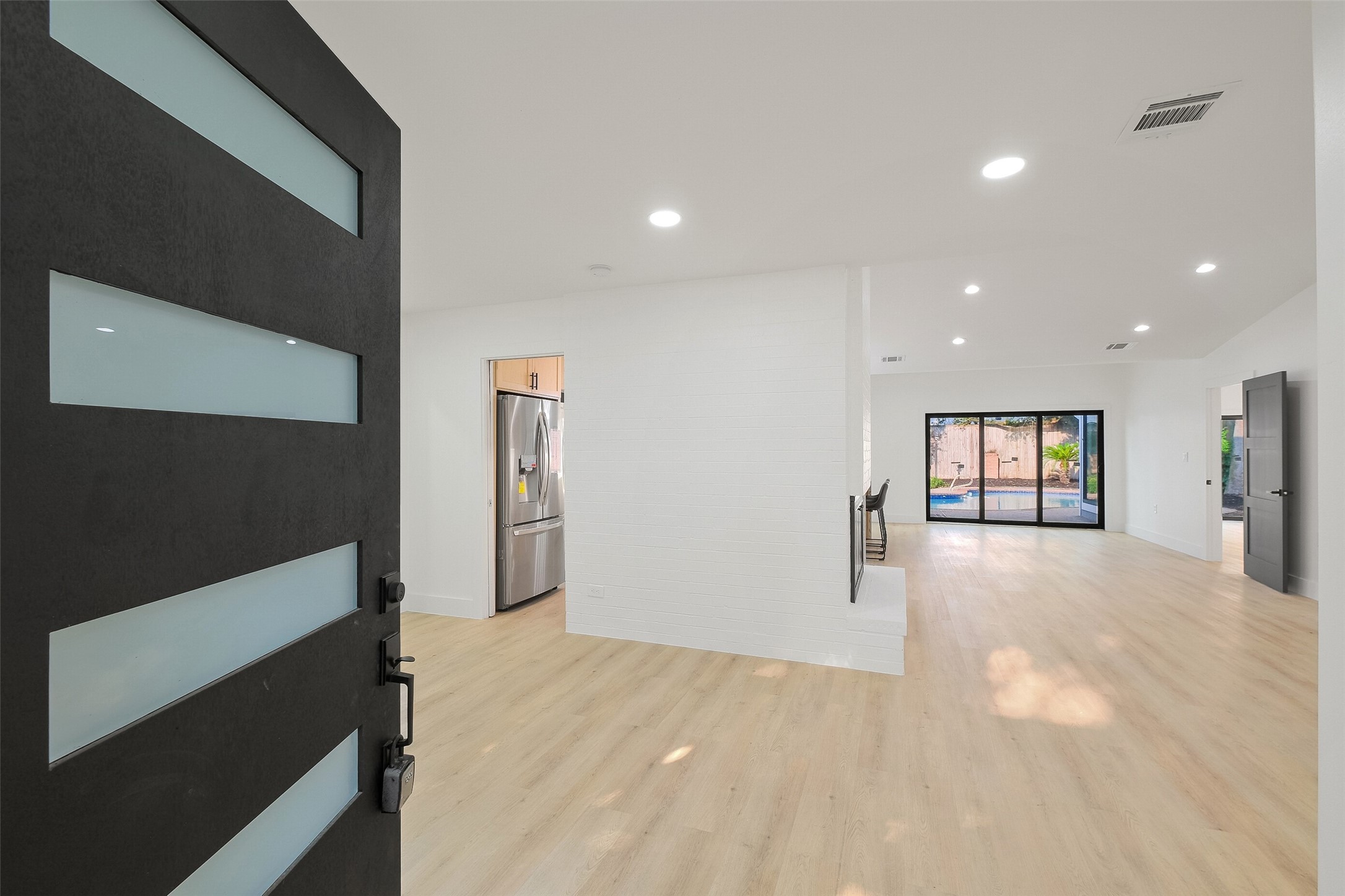 3327 Freshmeadows Drive Property Photo 4