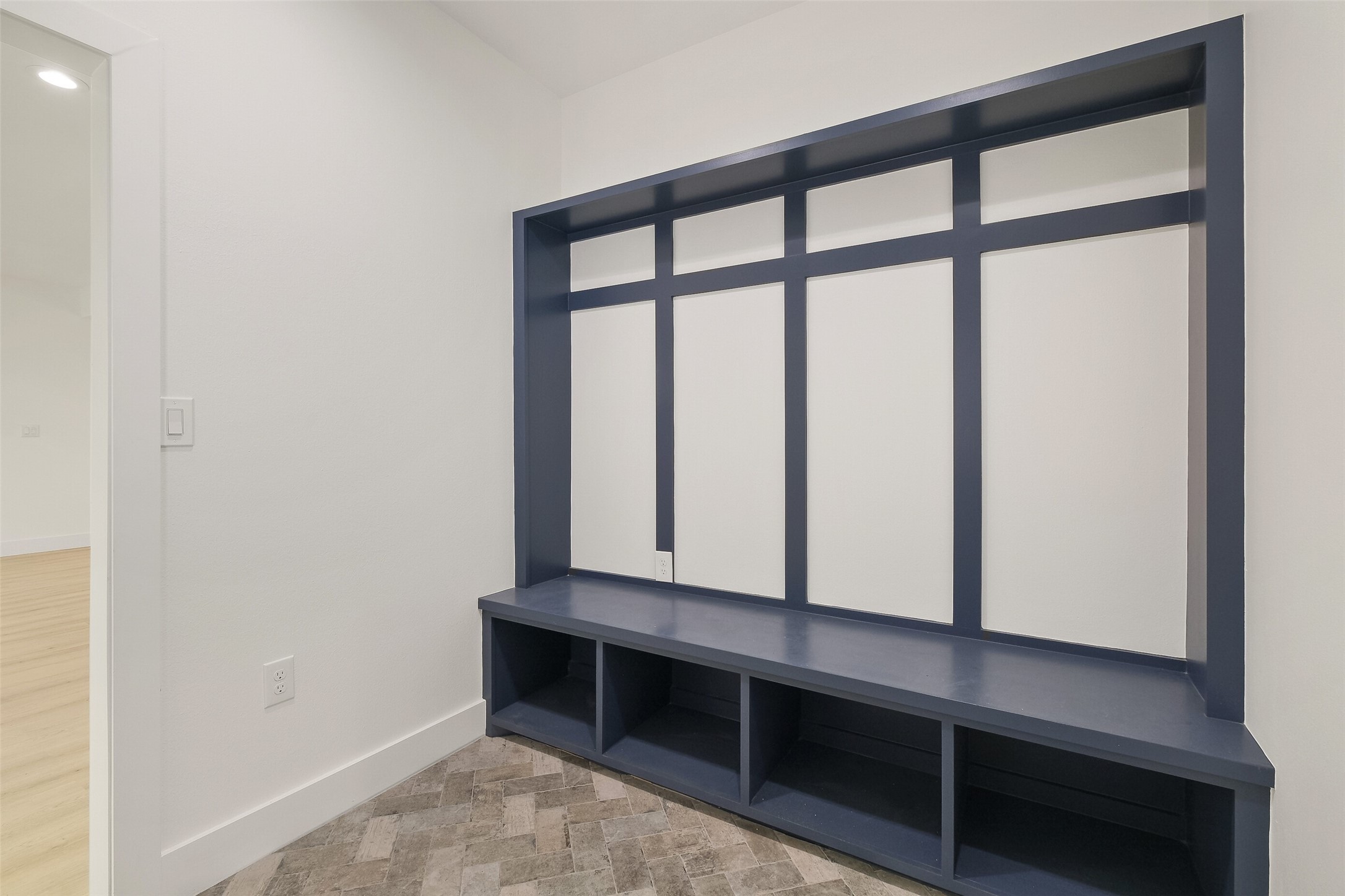 3327 Freshmeadows Drive Property Photo 16